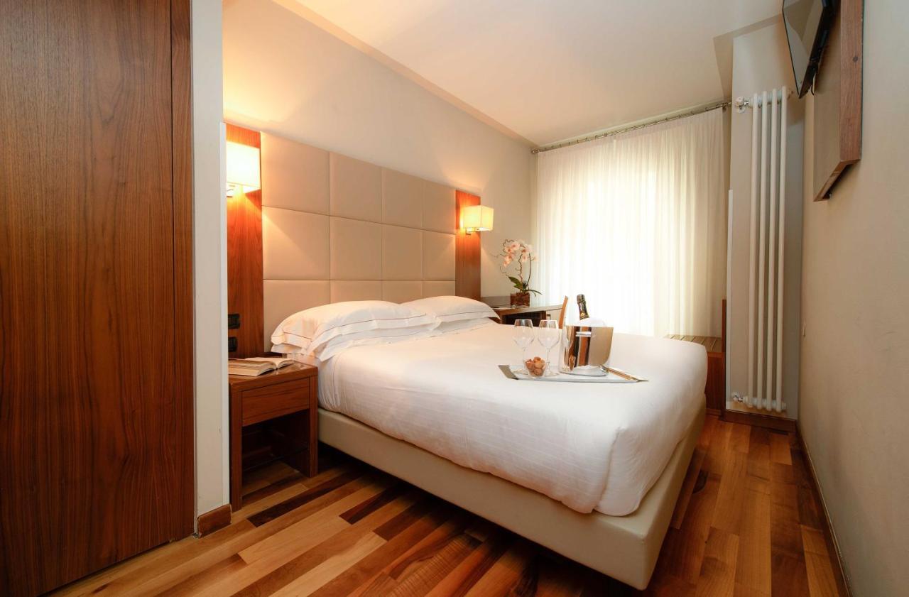 Fenice 3* Mailand