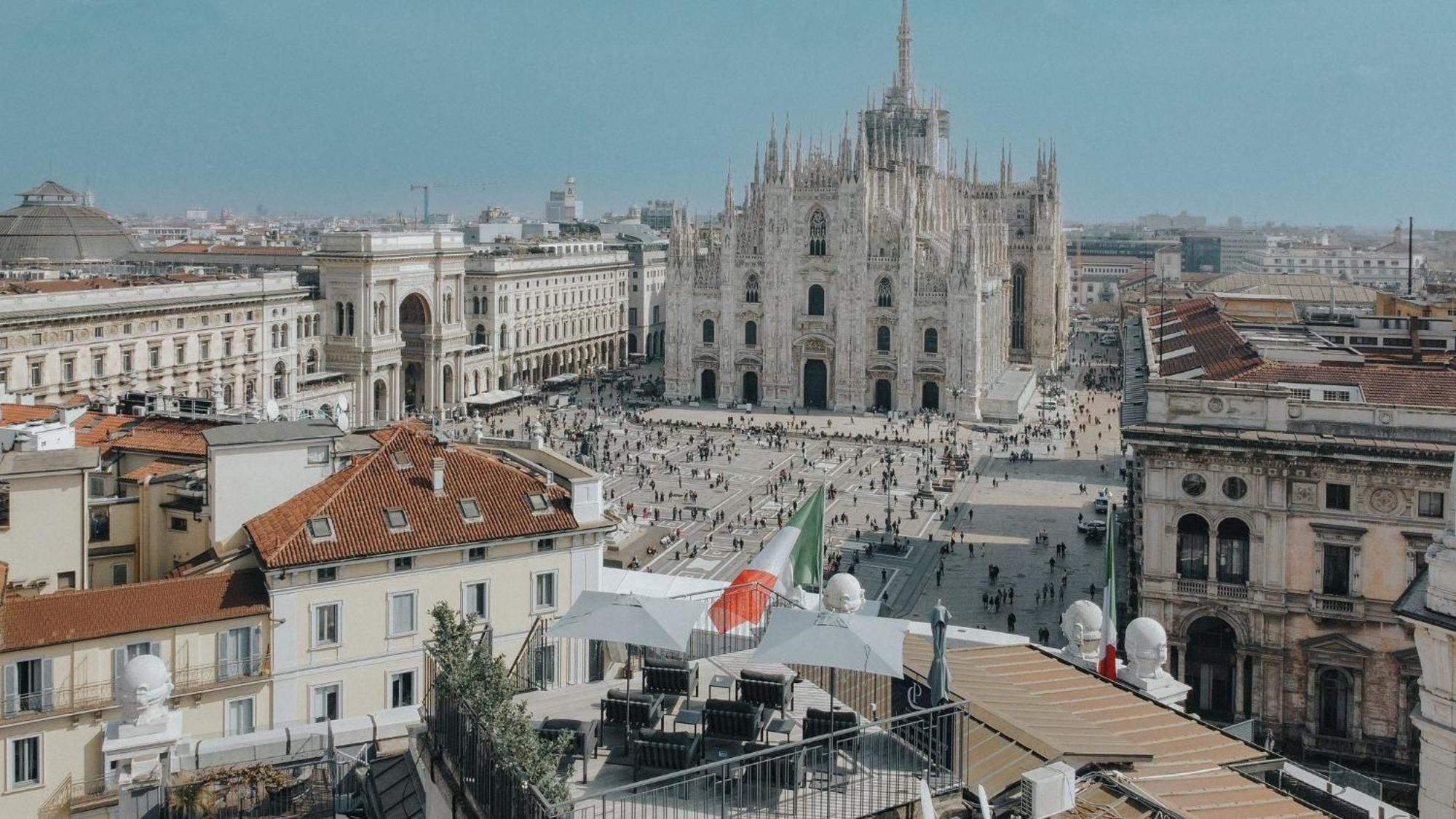 Prestige Boutique - Piazza Duomo View * Milano