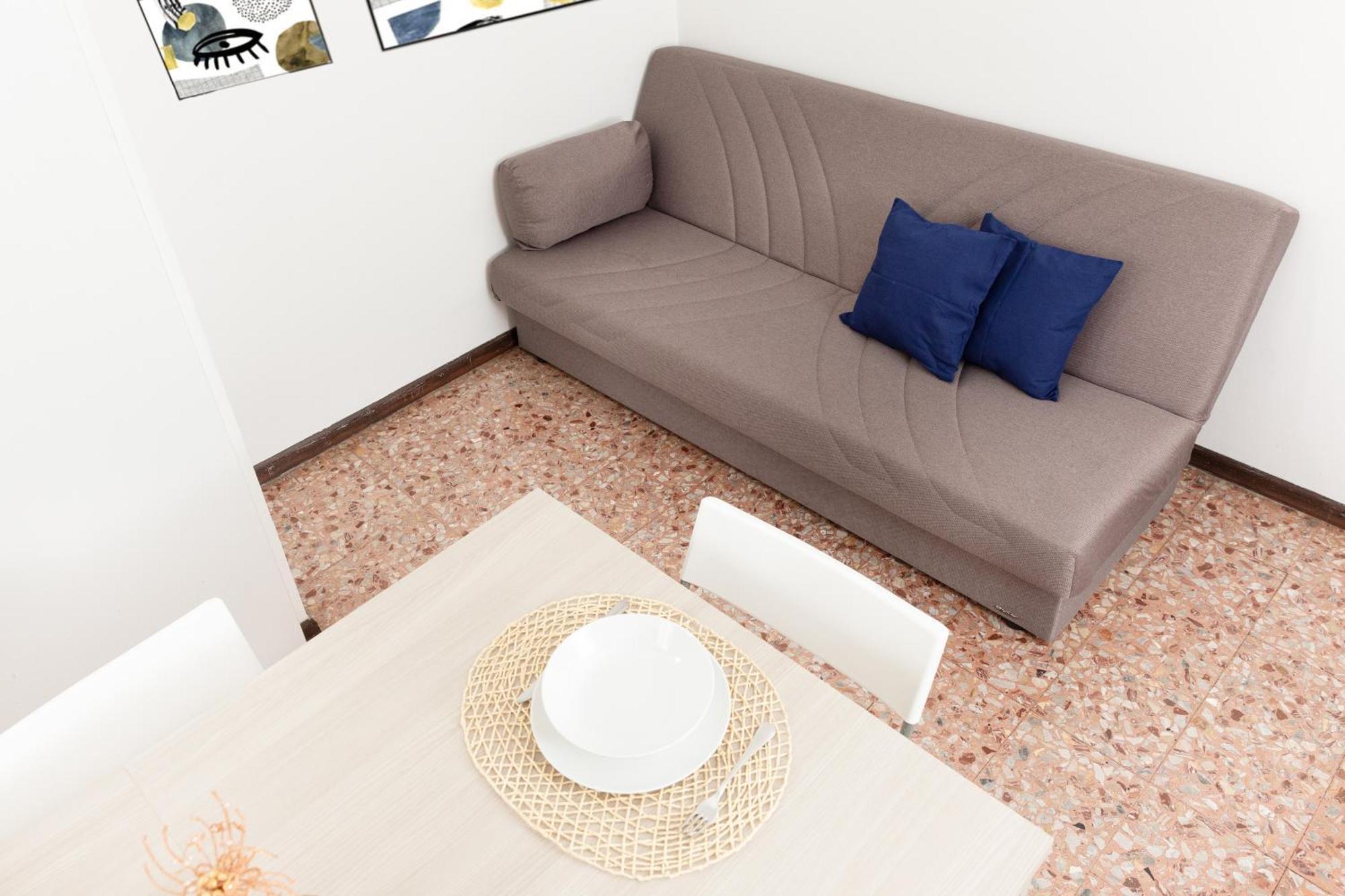 Picasso - Spacious Exclusive Apartment