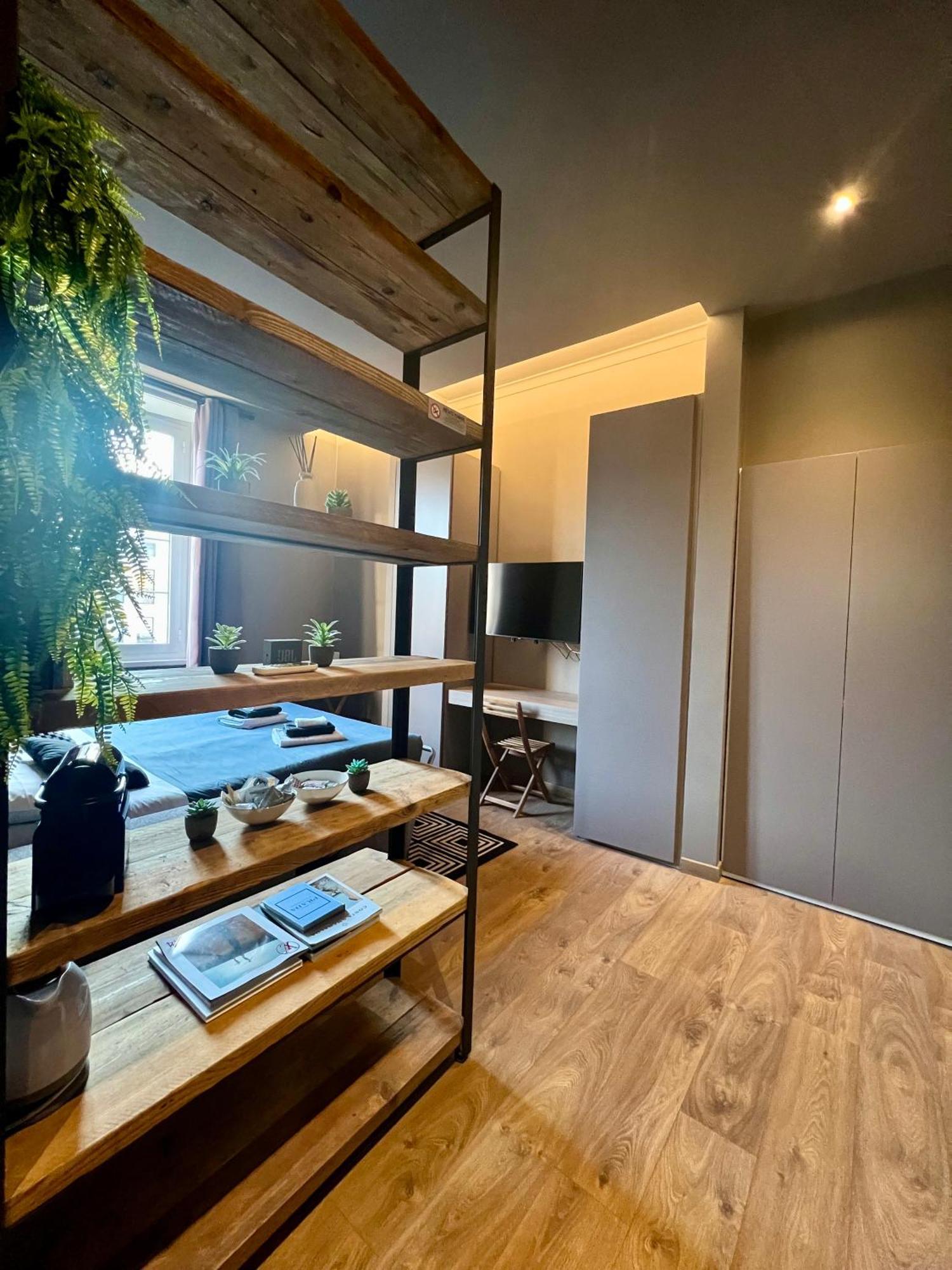 New Luxury Stunning Bilo In The Heart Of Moscova Milano