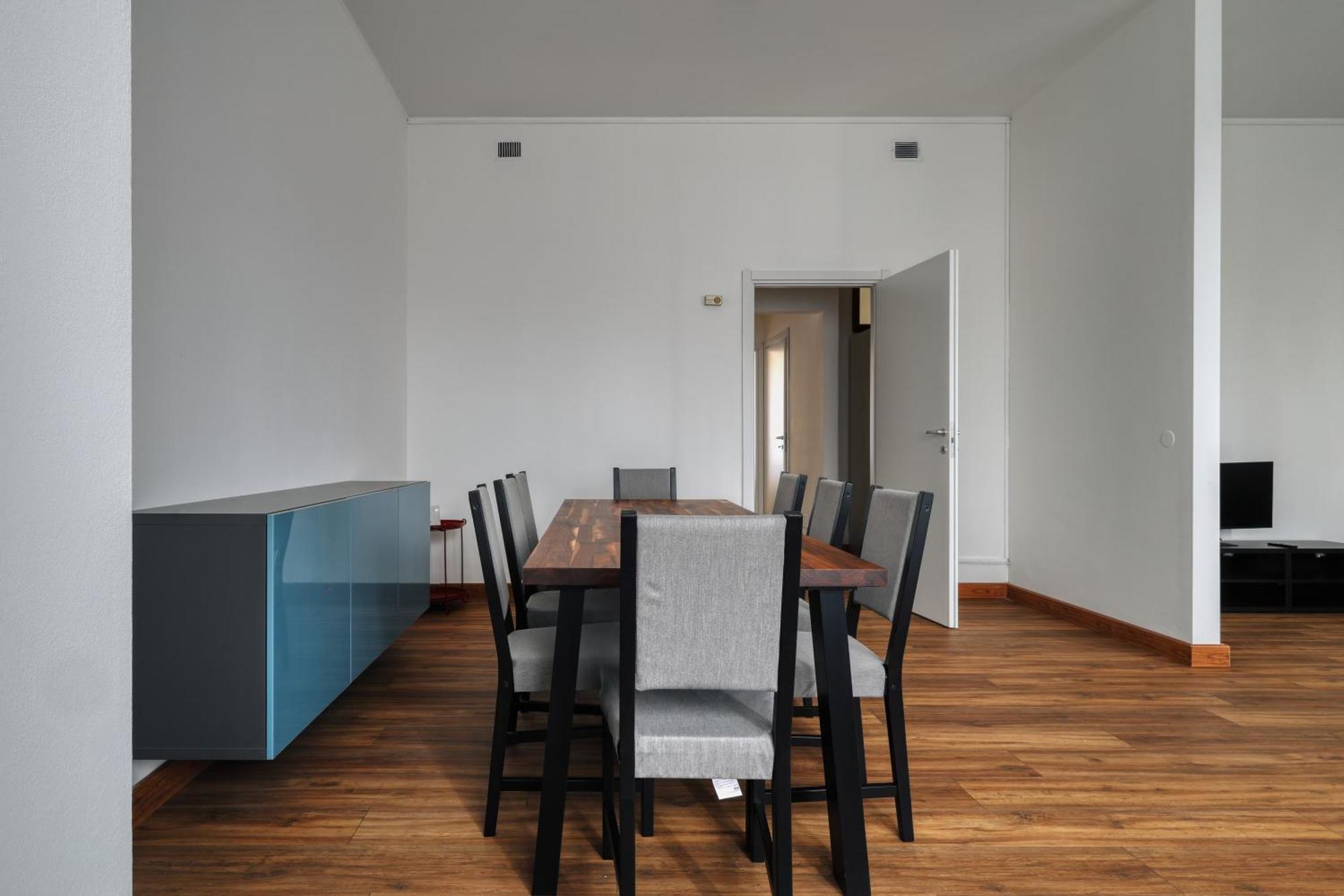 Joivy Chic 3-bed Flat Near Colonne Di San Lorenzo