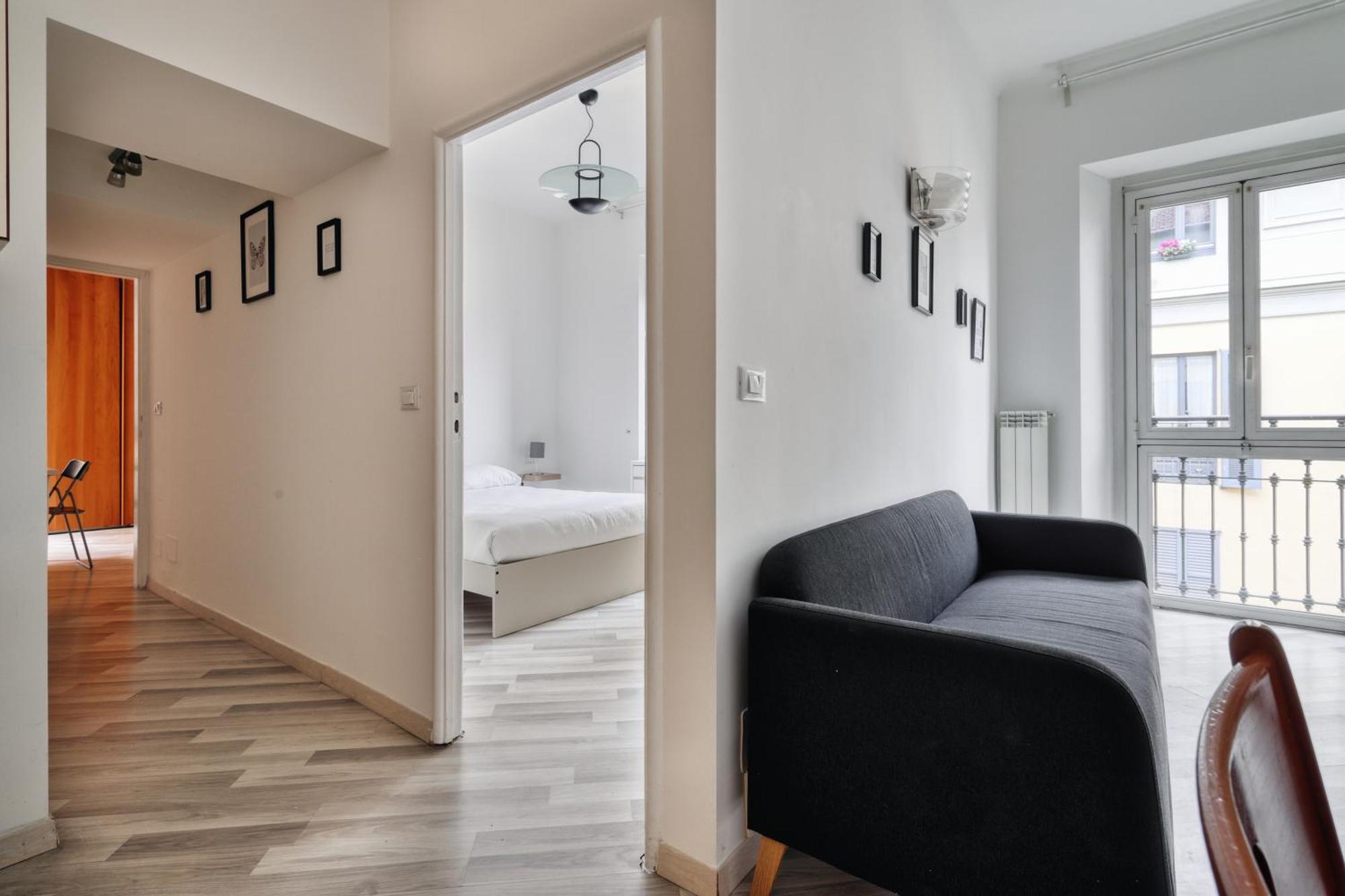 Appartement Joivy Stylish 2-bed Flat, Easy Access To Centre Milaan