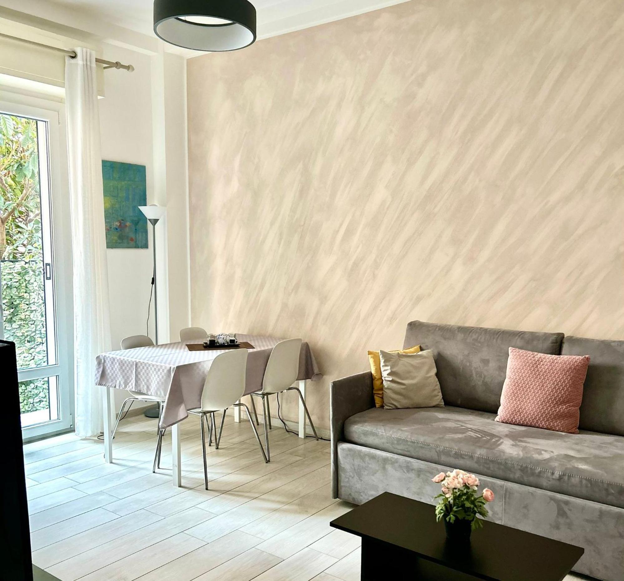 Apartment Lovely 2 With Small Garden Milan
