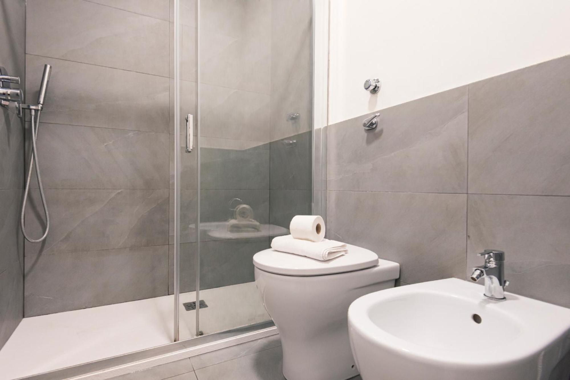 Compact And Charming Porta Venezia Apartment Milan