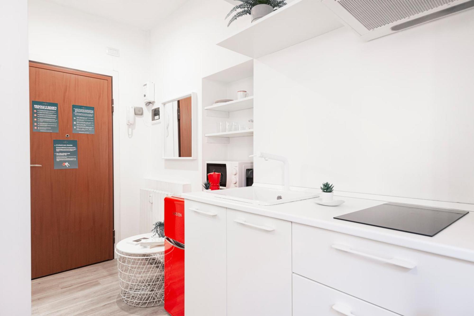 Apartment Compact And Charming Porta Venezia Milan