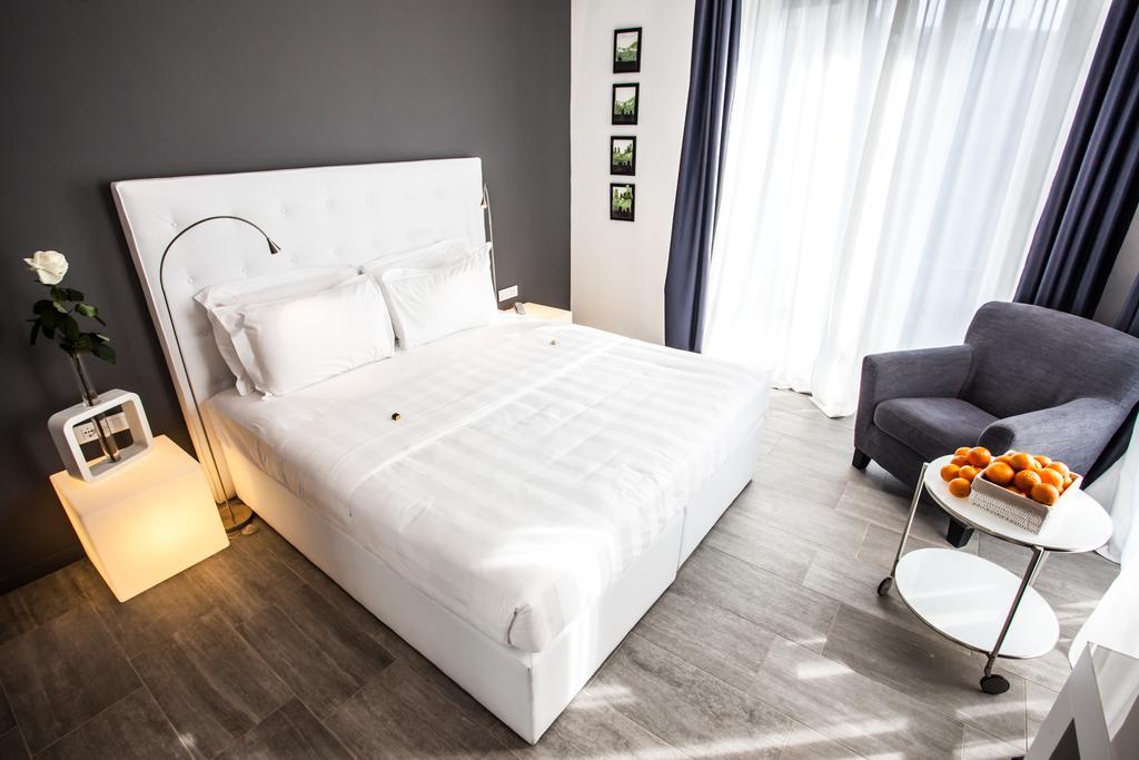 Made To Measure Business Gasthof Mailand