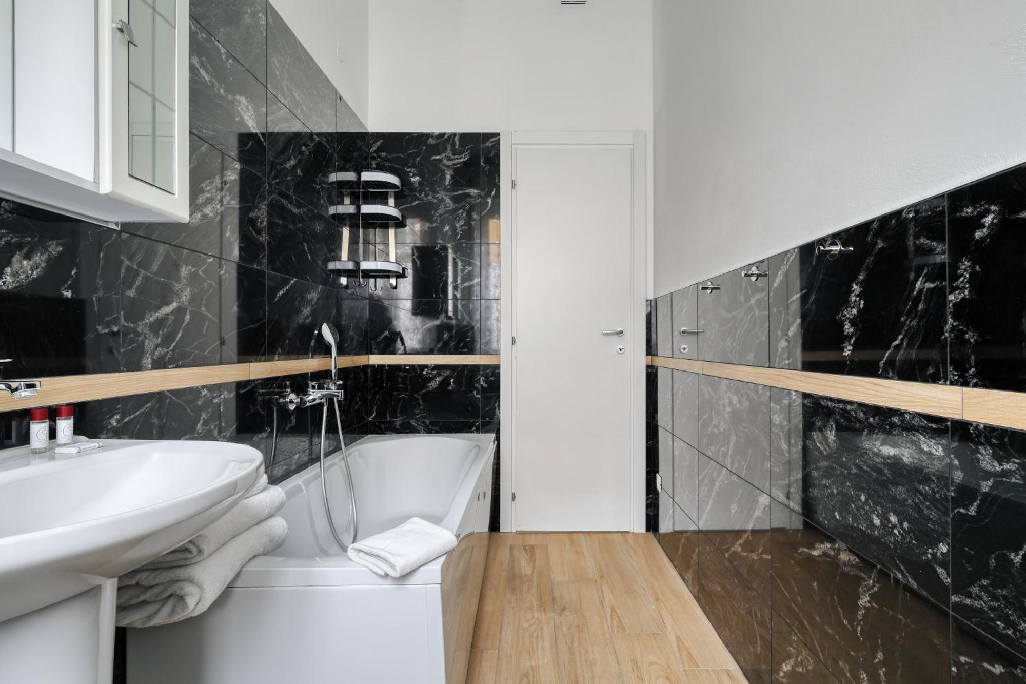 Joivy Chic 3-bed Flat Near Colonne Di San Lorenzo Lejlighed Milano
