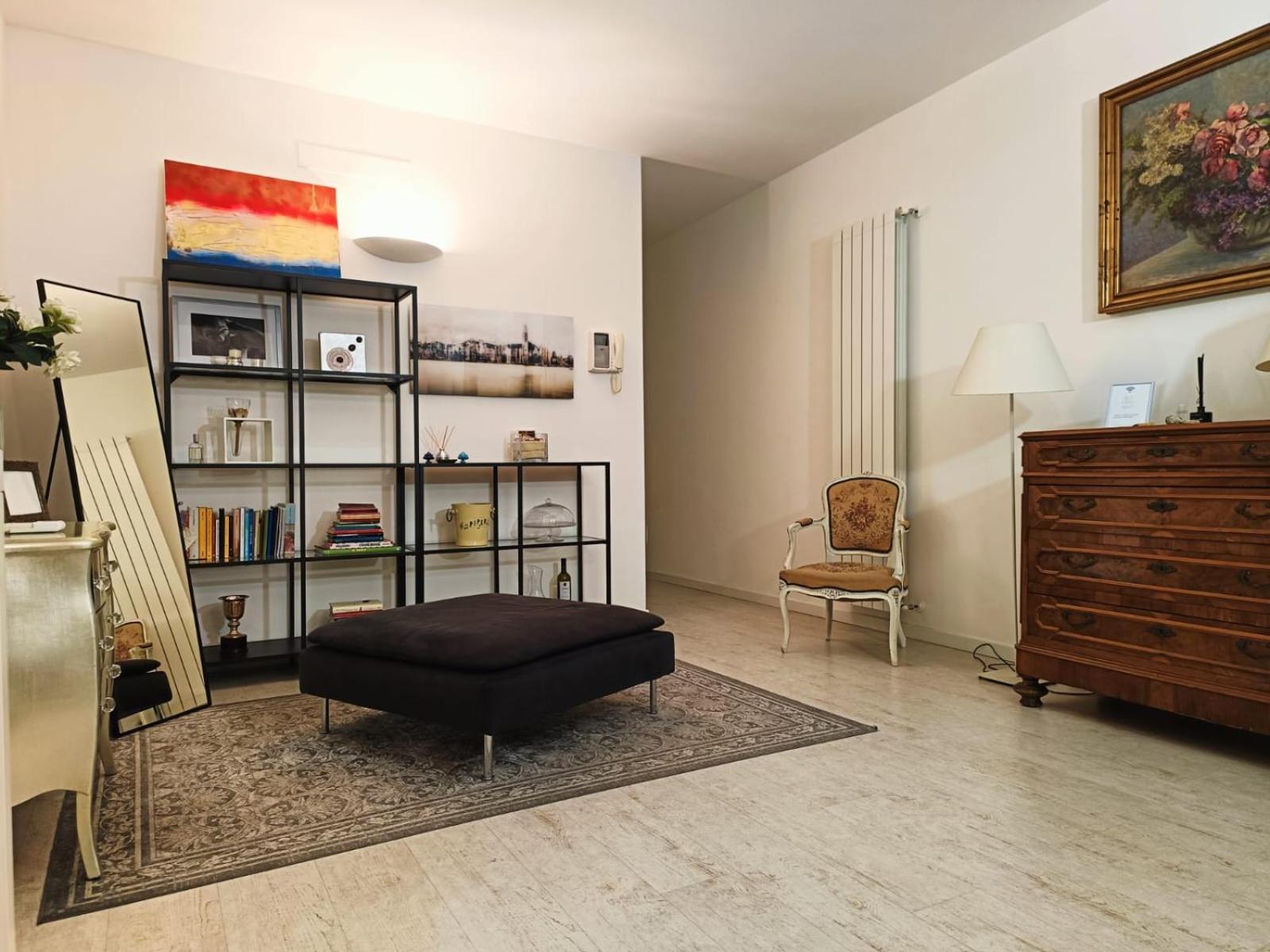 Apartment Yr - Dateo *