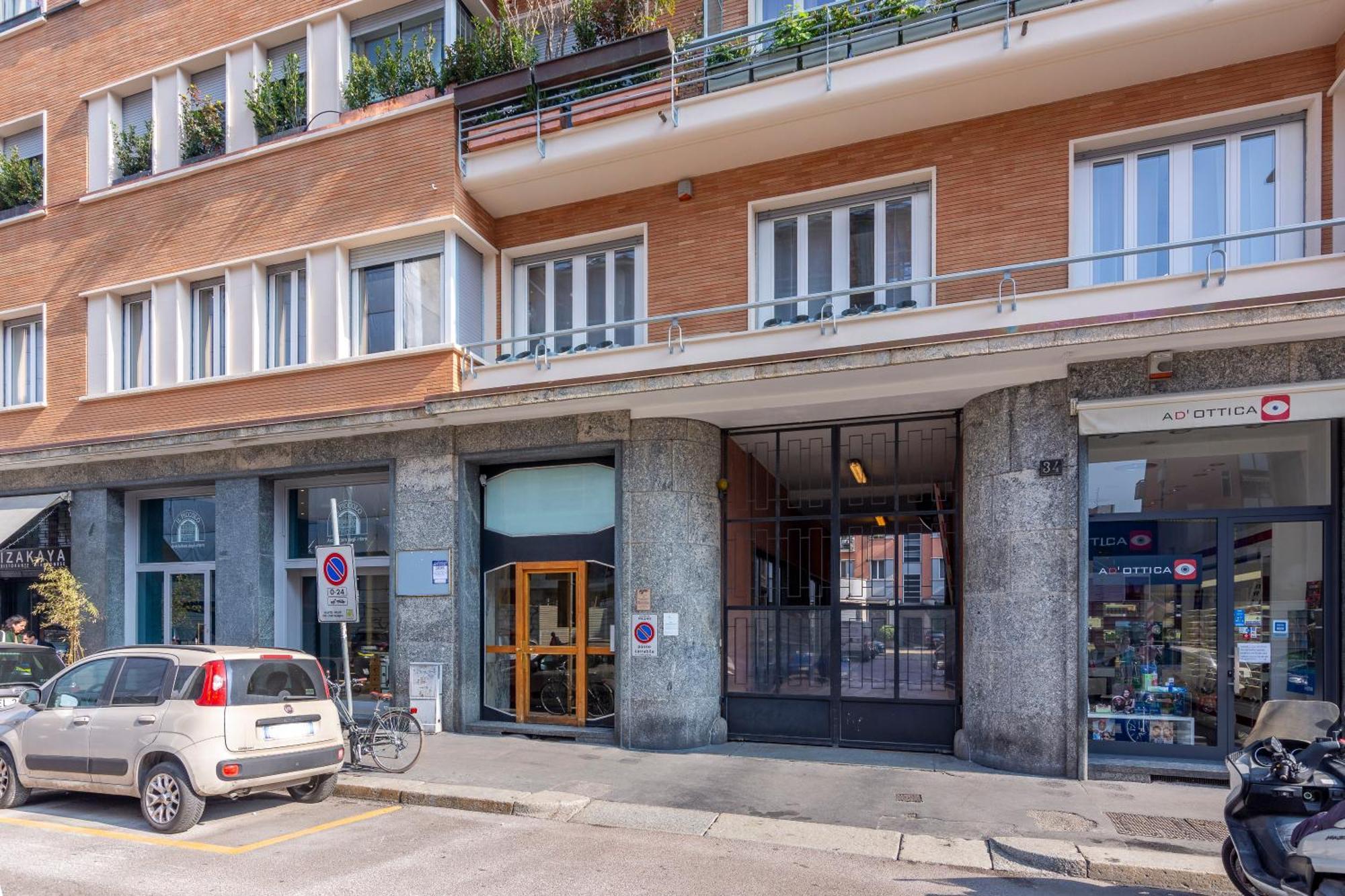 At - Turati/porta Nuova Apartment *