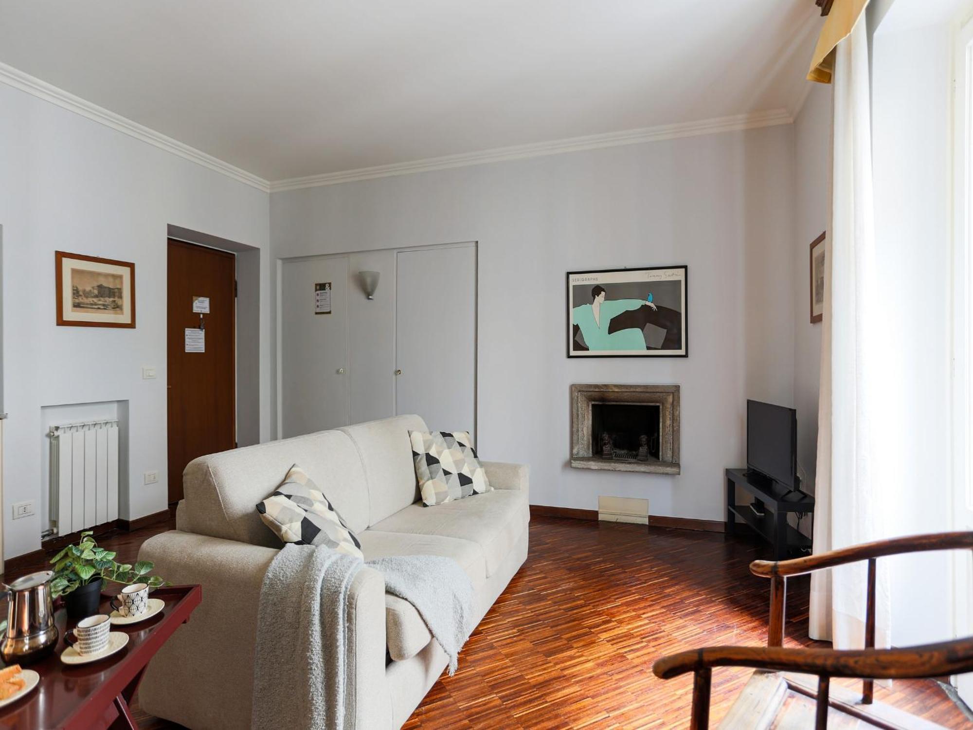 Apartment The Best Rent - Spacious One-bedroom Near The Columns Of San Lorenzo