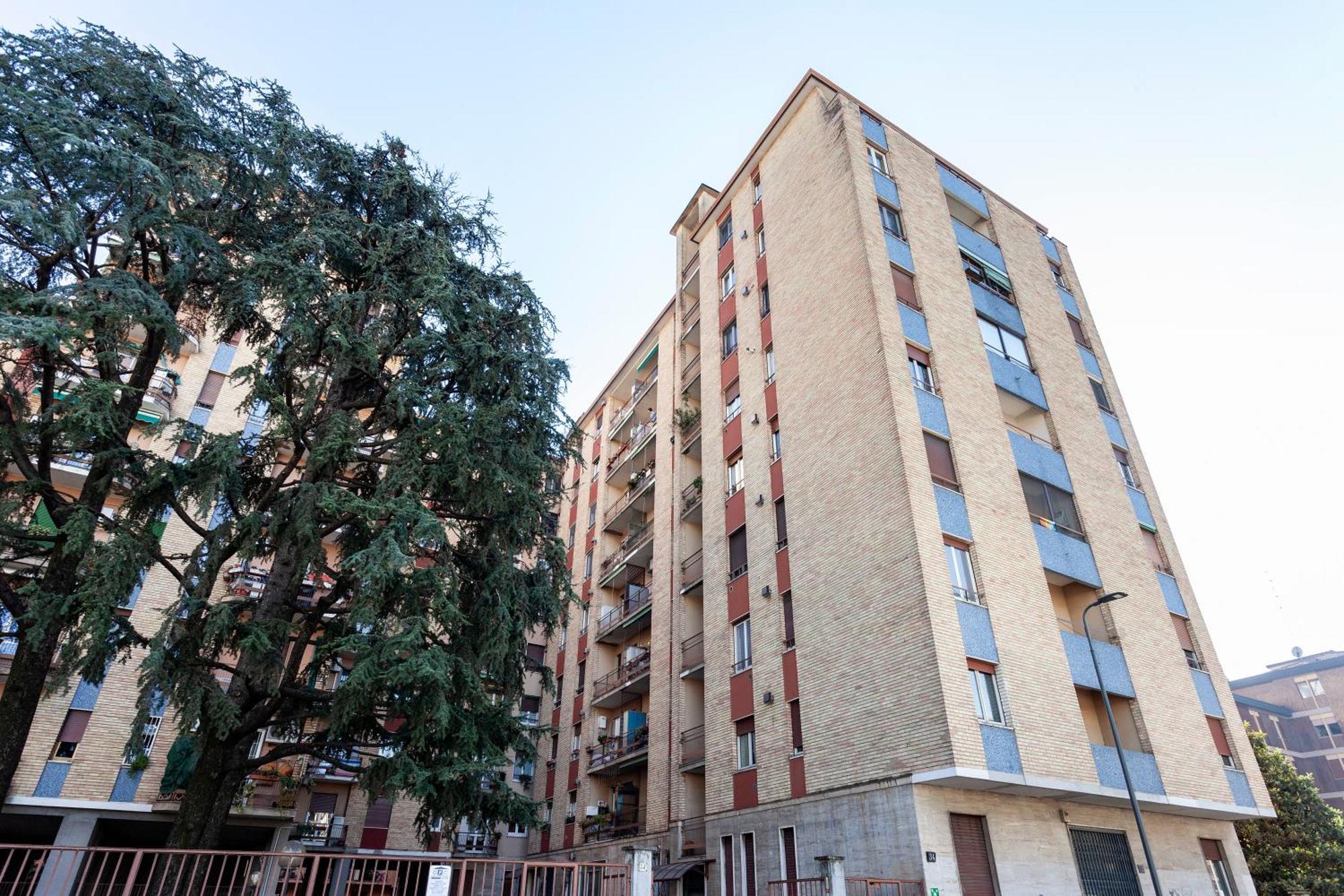 Two Spacious Bedrooms 1 Minute To Metro Stop Appartamento *