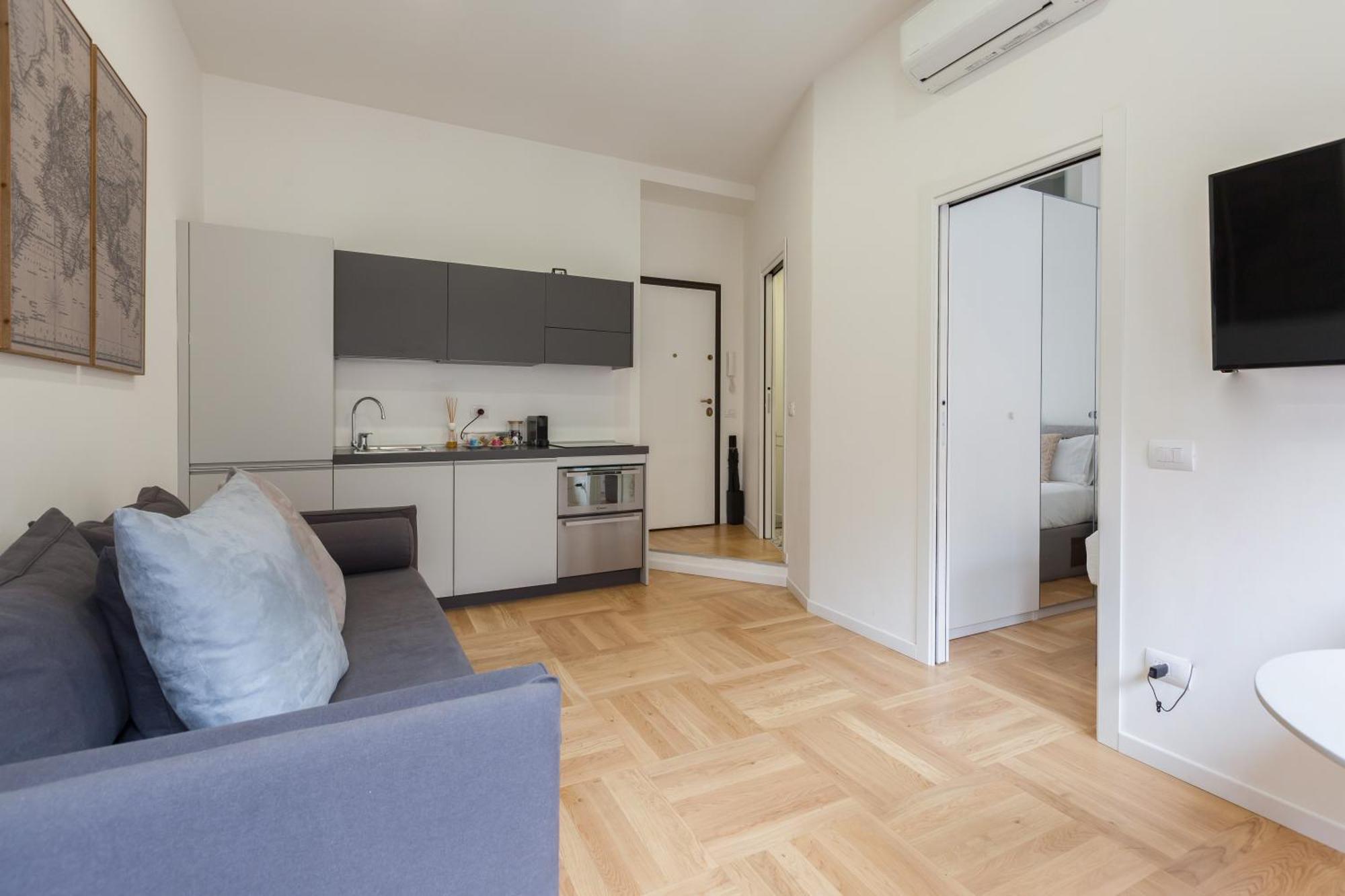 S Agostino - Porta Genova Milano