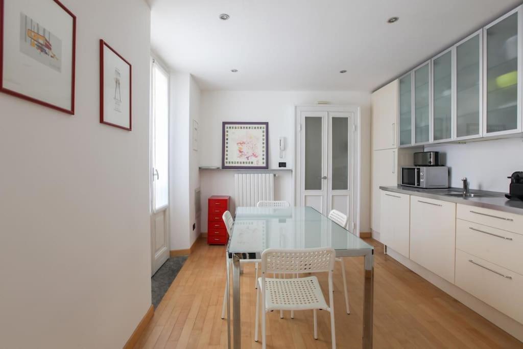 Hacca Collection - Open Space In Porta Ticinese * Milaan