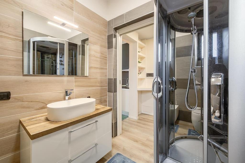 Ampio Quadrilocale Navigli/forum + Free Parking * Milano