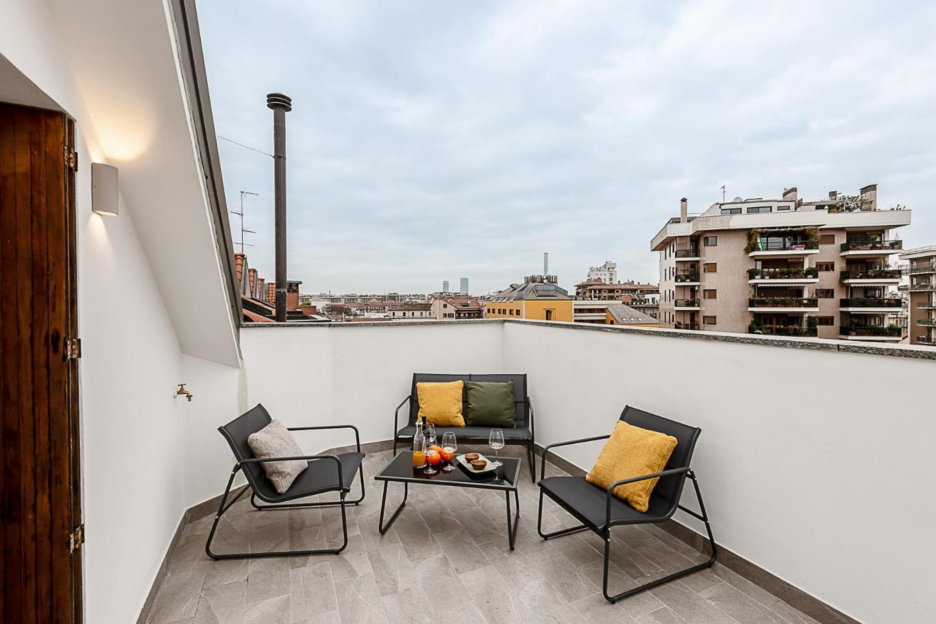 Stayeasy Argelati40 - Penthouse With 2 Bedrooms, 2 Bathrooms And Terrace - Navigli Milan