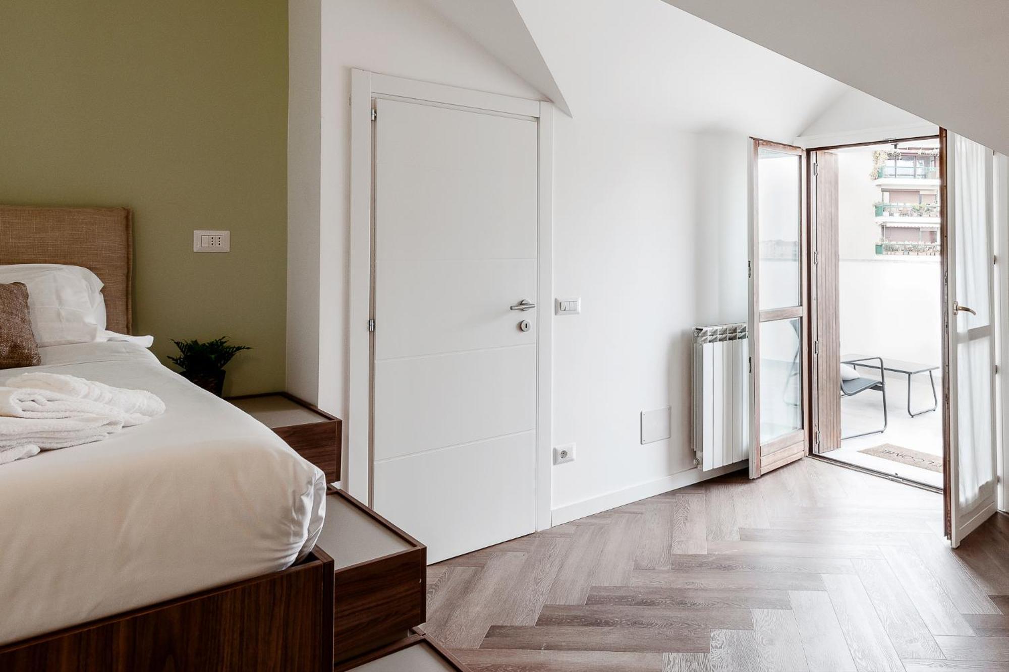 Apartment Stayeasy Argelati40 - Penthouse With 2 Bedrooms, 2 Bathrooms And Terrace - Navigli