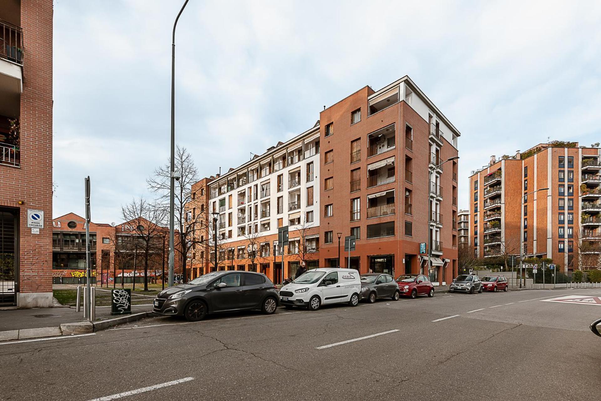 Stayeasy Argelati40 - Penthouse With 2 Bedrooms, 2 Bathrooms And Terrace - Navigli Apartment Milan