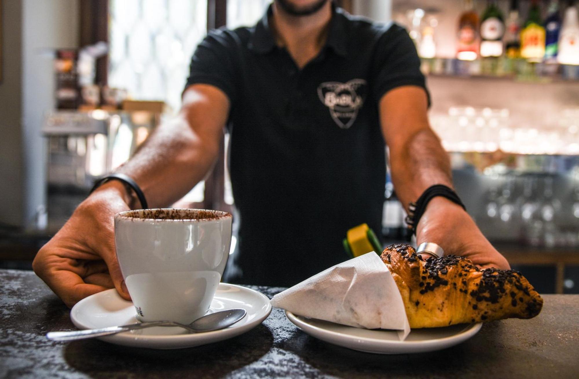 Babila Hostel&bistrot Ostello *