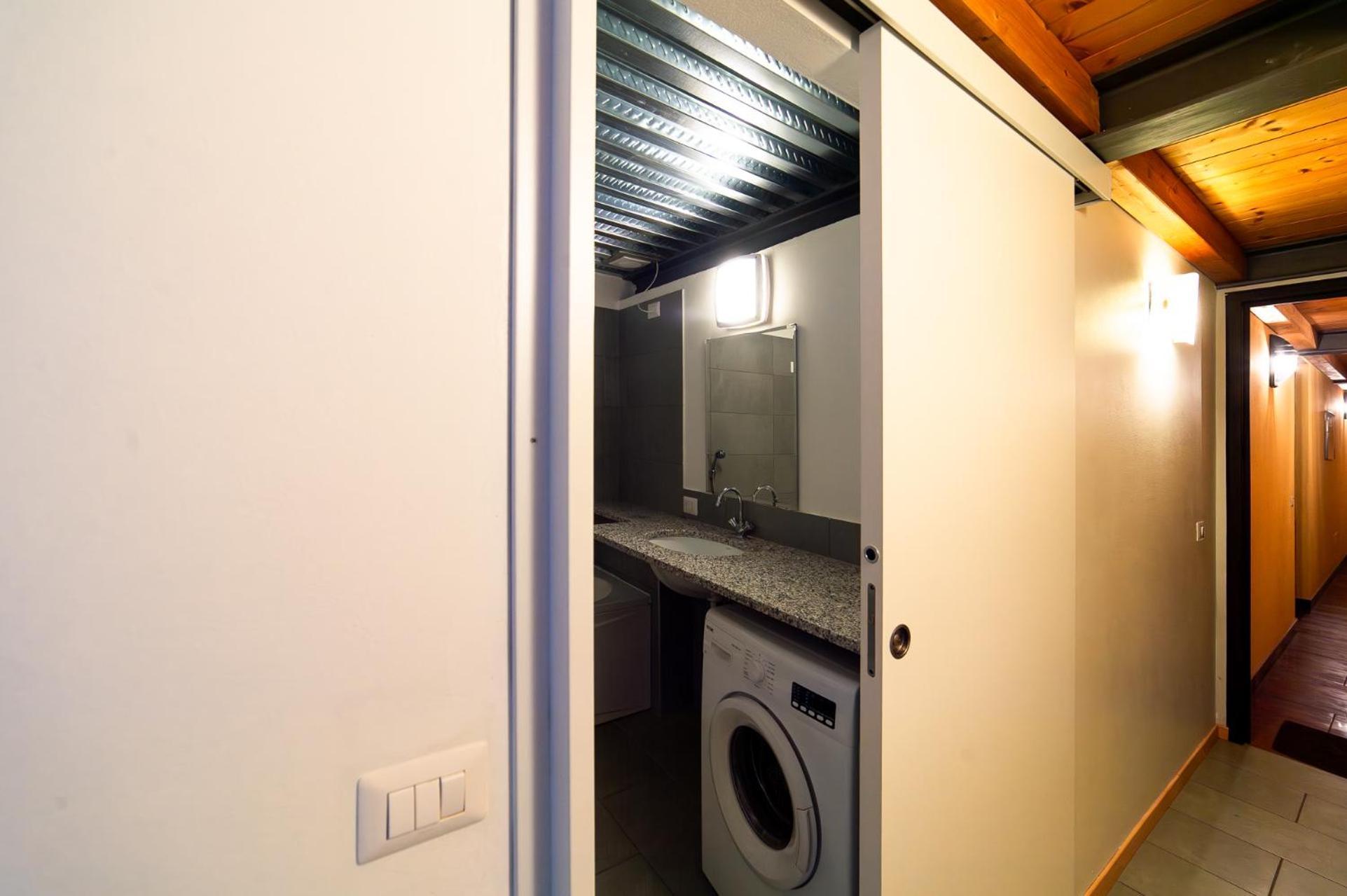 Hbhall Residenze Darsena