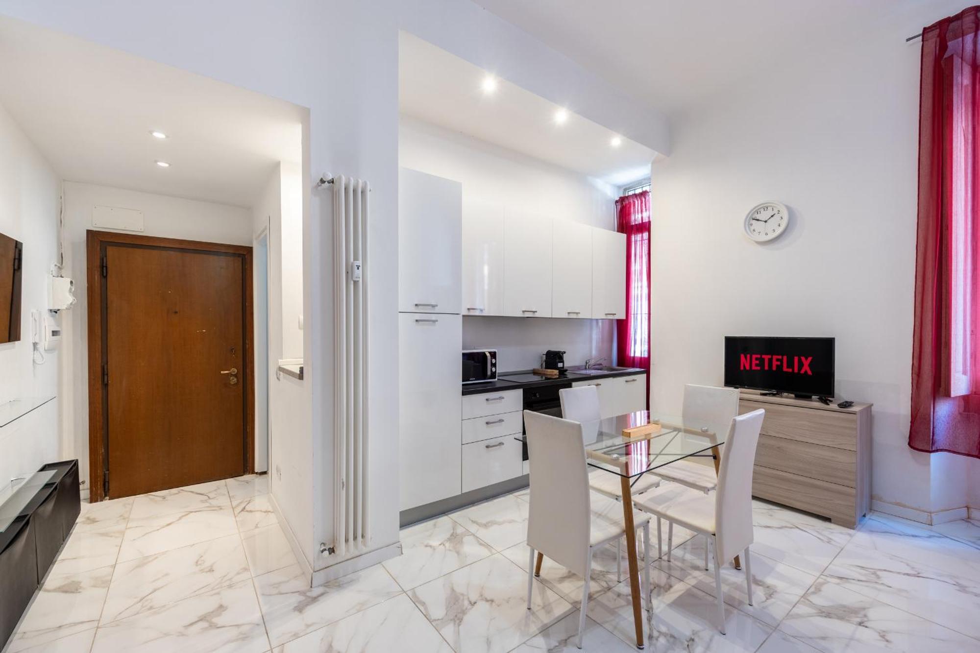 Bicocca Elegant Sweet - Milan, 20 Minutes Duomo Apartment