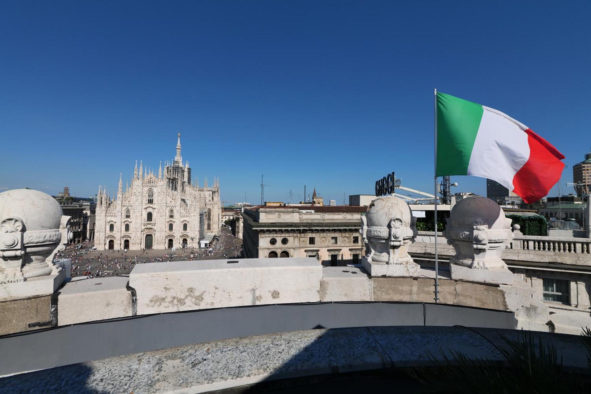 Lejlighed Prestige Boutique - Piazza Duomo View *
