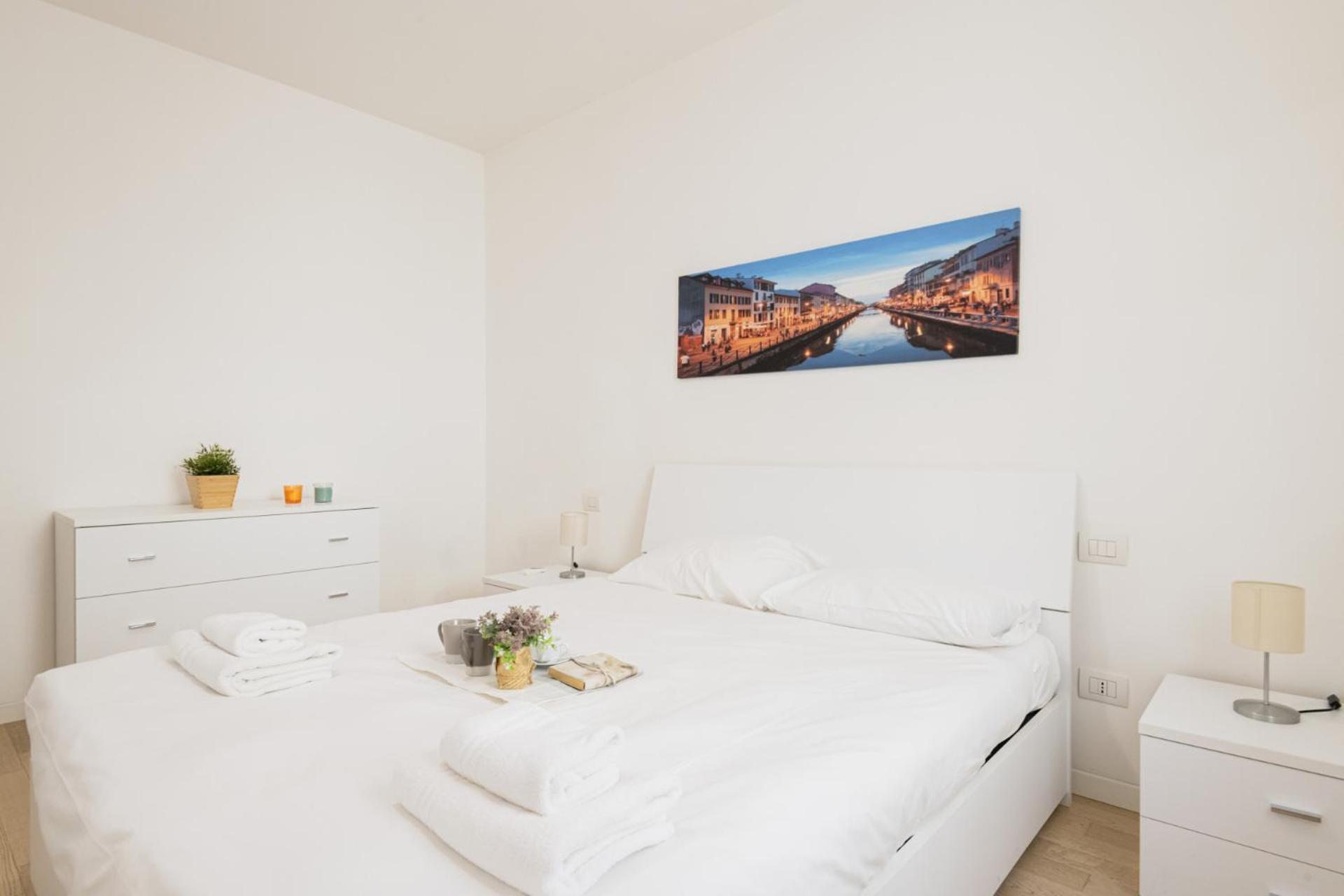 Easylife - Stile E Comfort Sui Navigli Milano