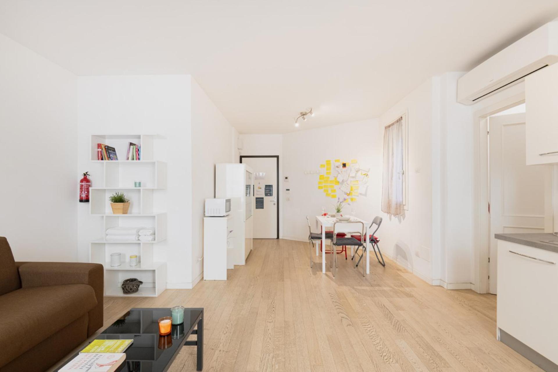 Easylife - Stile E Comfort Sui Navigli * Milano