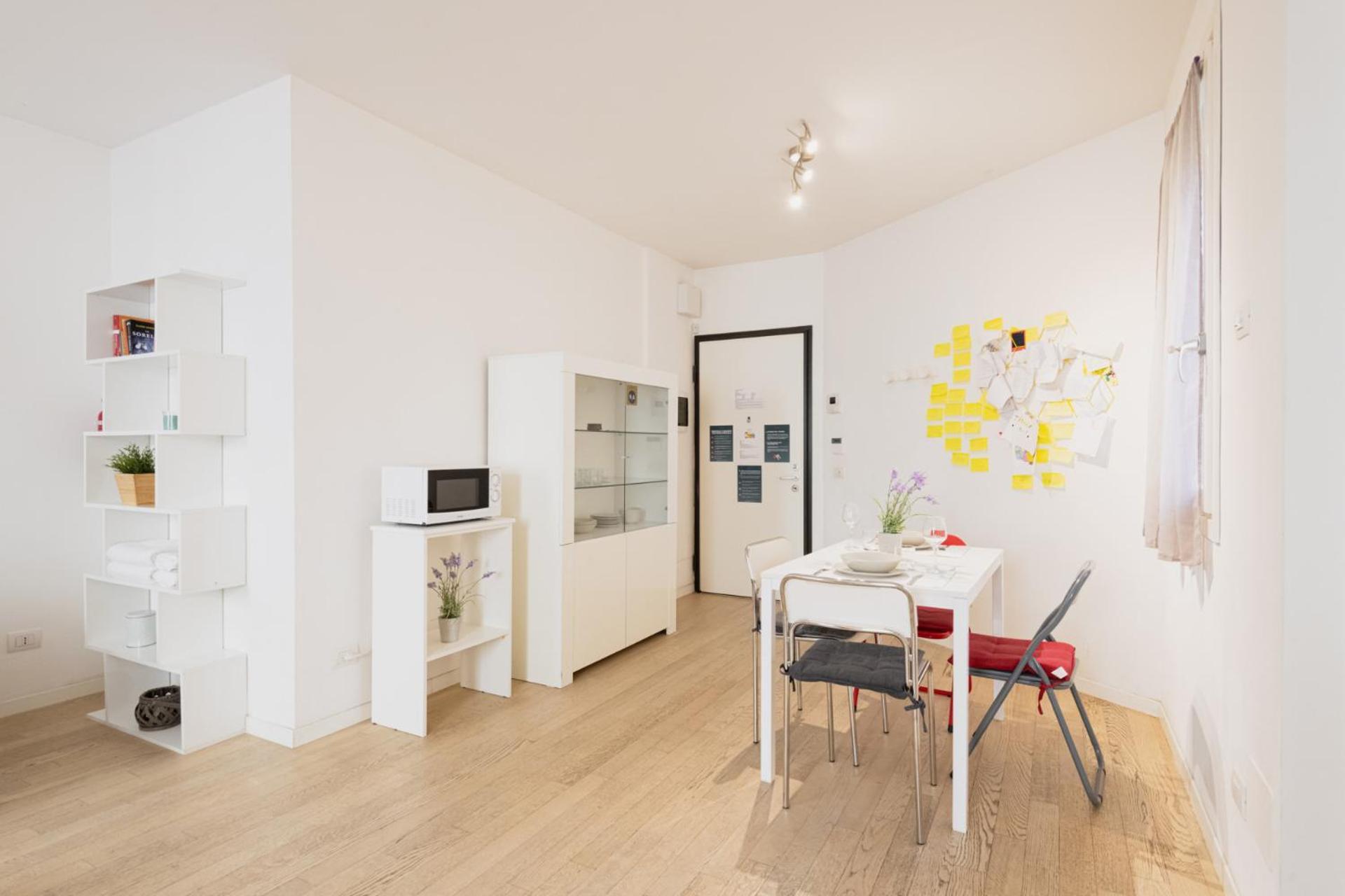 Easylife - Stile E Comfort Sui Navigli * Milano