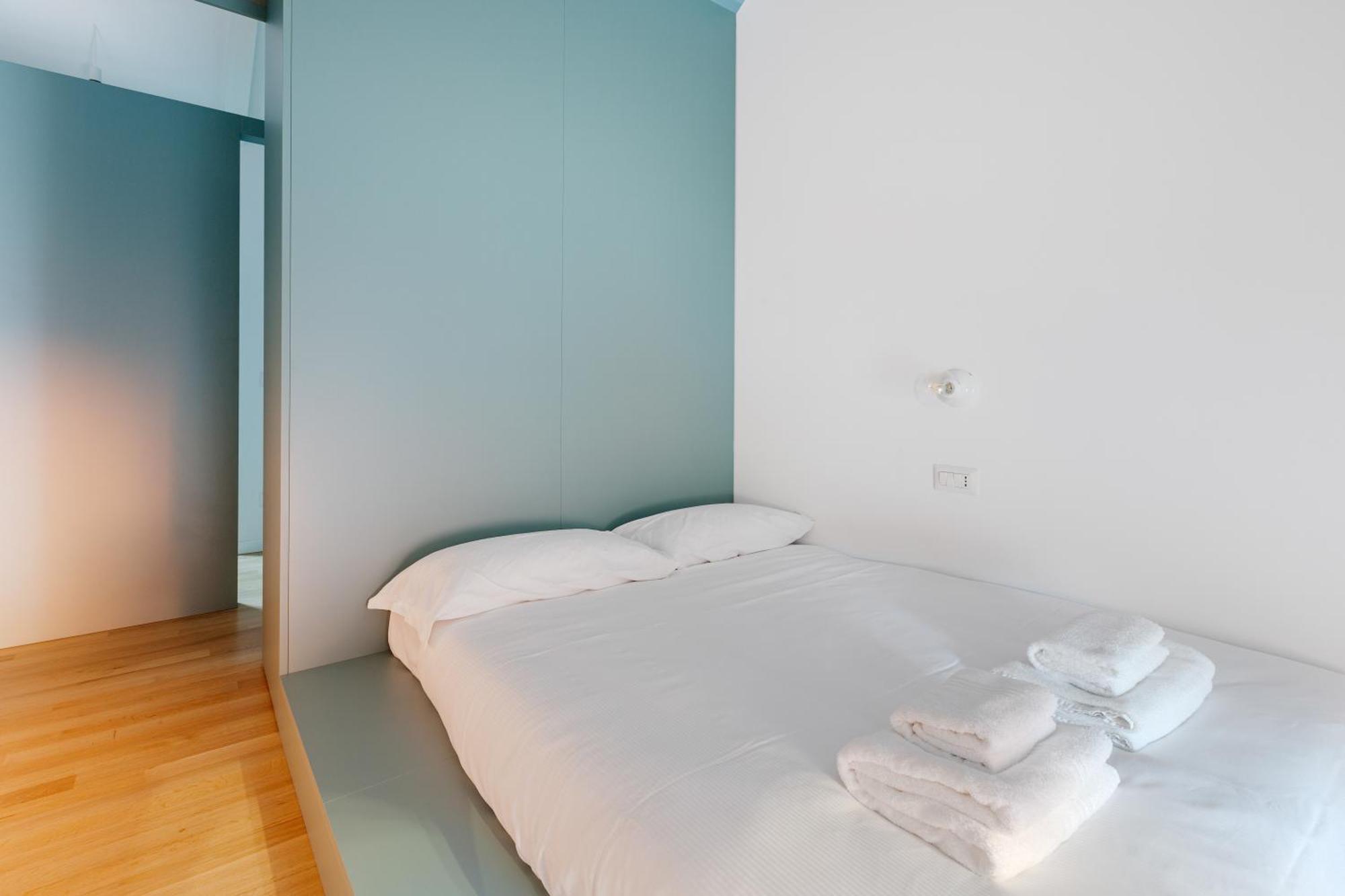 - 800 M Far From Lancetti Station * Milano