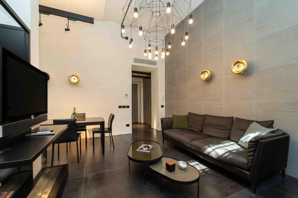 Prestigioso Loft In San Babila A 5 Min. Dal Duomo Appartamento *