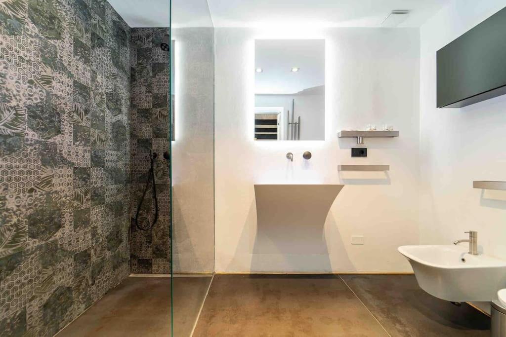 Appartamento Prestigioso Loft In San Babila A 5 Min. Dal Duomo