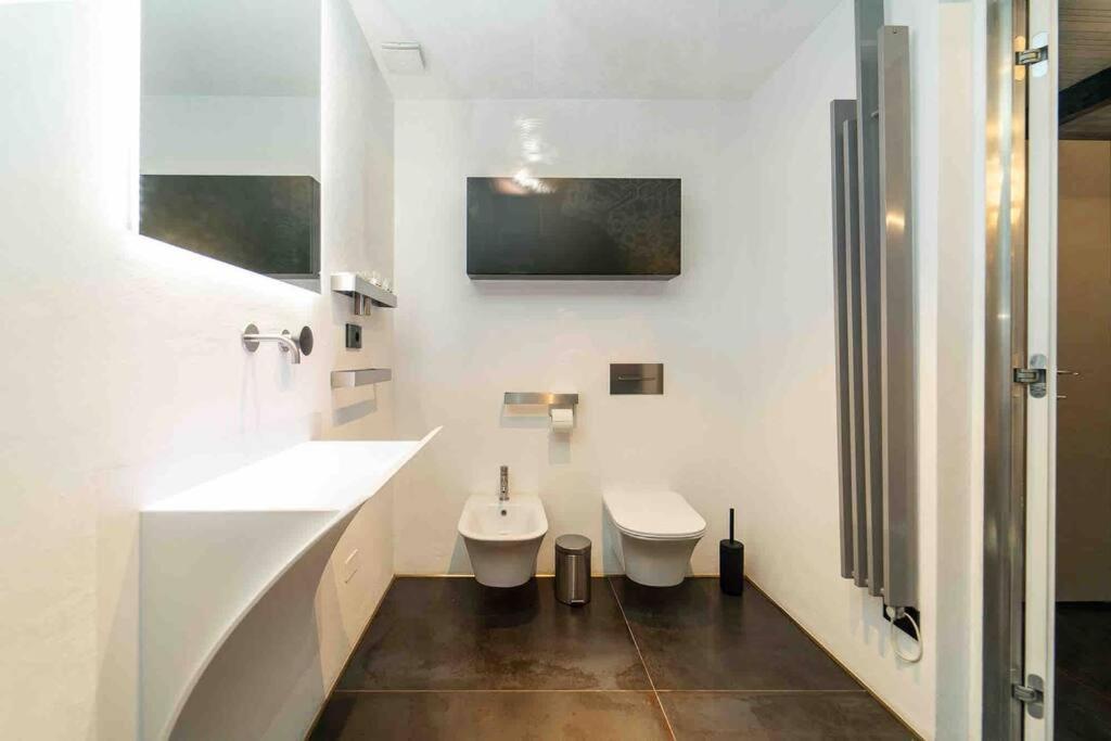 Prestigioso Loft In San Babila A 5 Min. Dal Duomo
