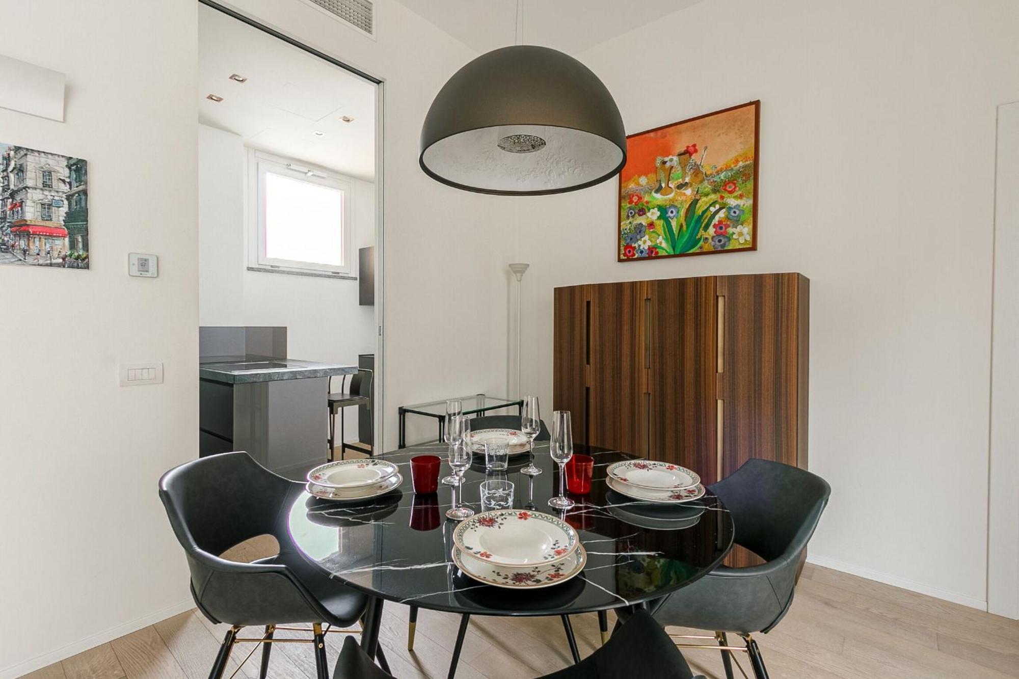 Lejlighed 1br Uberto Visconti Di Modrone A With Balcony In *