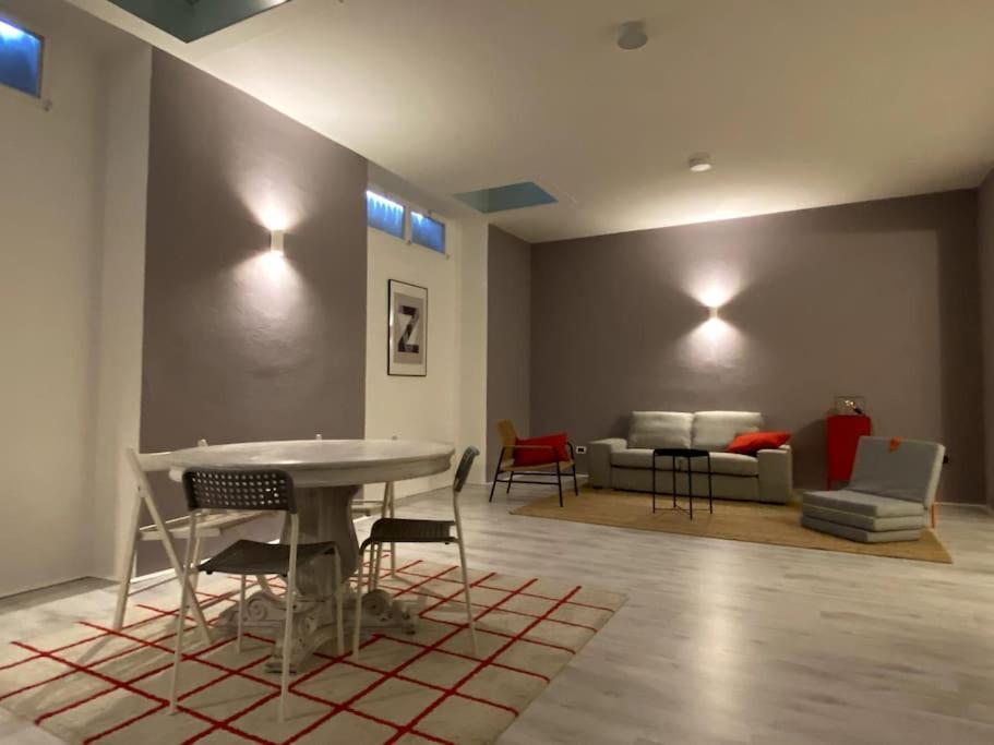 Apartment Loft-55 Navigli-bocconi Milan