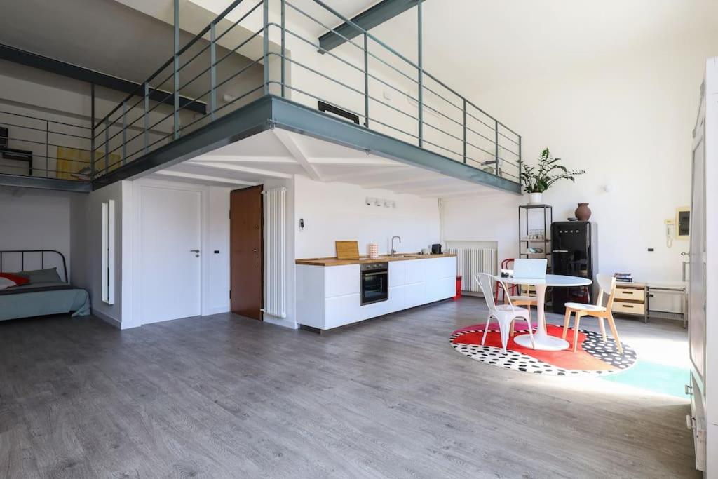 Loft-55 Navigli-bocconi Milan