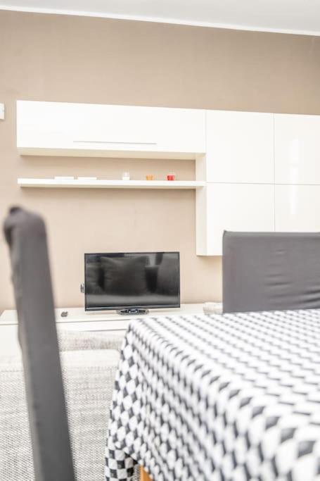 Grazioso In Bicocca Con Ac E Wi-fi * Milano