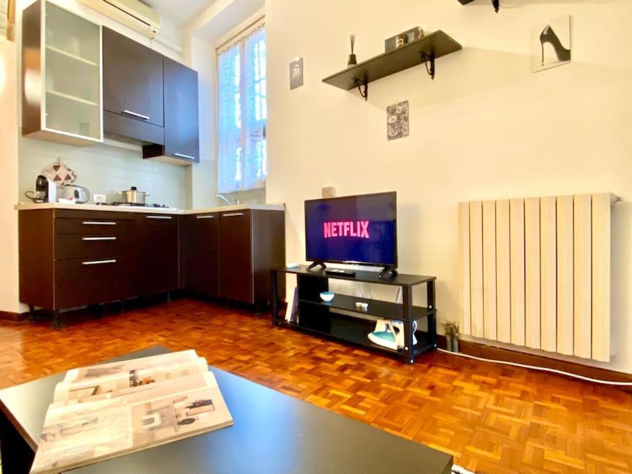 Apartment • Cozy House • 10 Min Rho Fiera