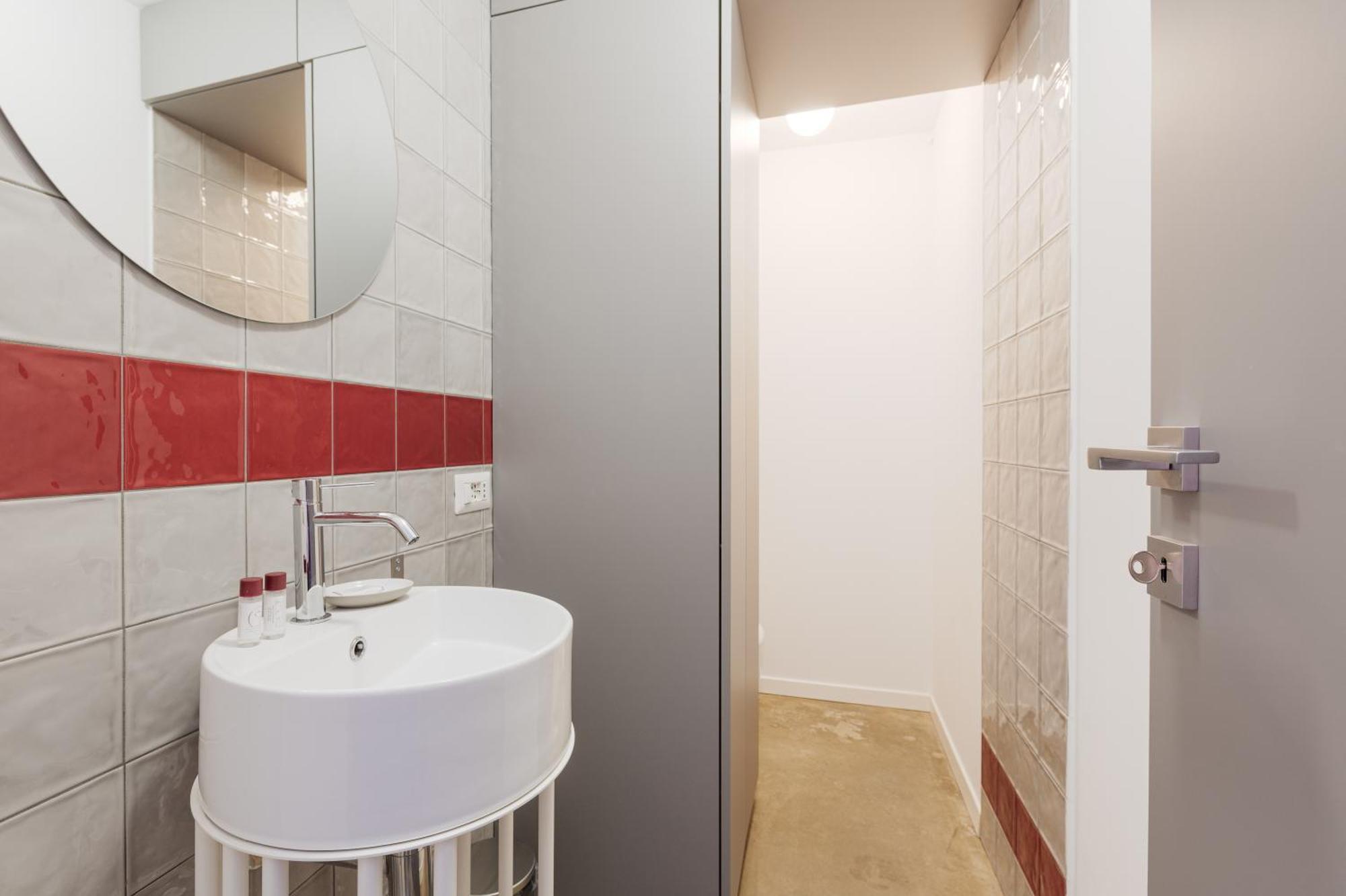 - 800 M Far From Lancetti Station Milano