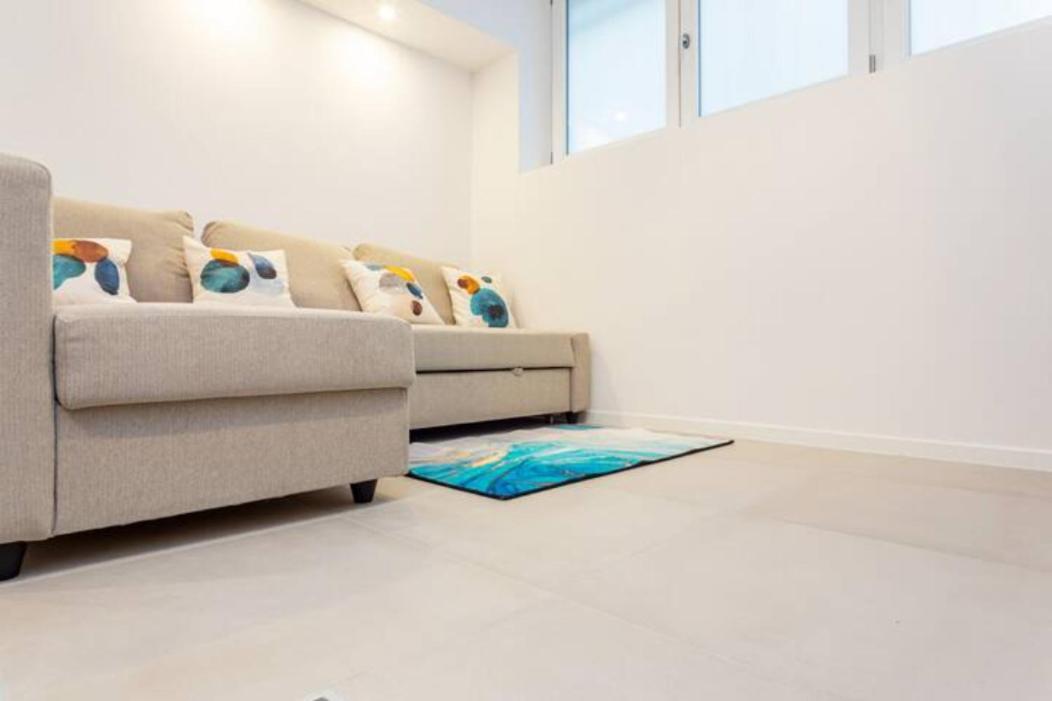 Ihost Cozy Flat - Val Strona 1 *