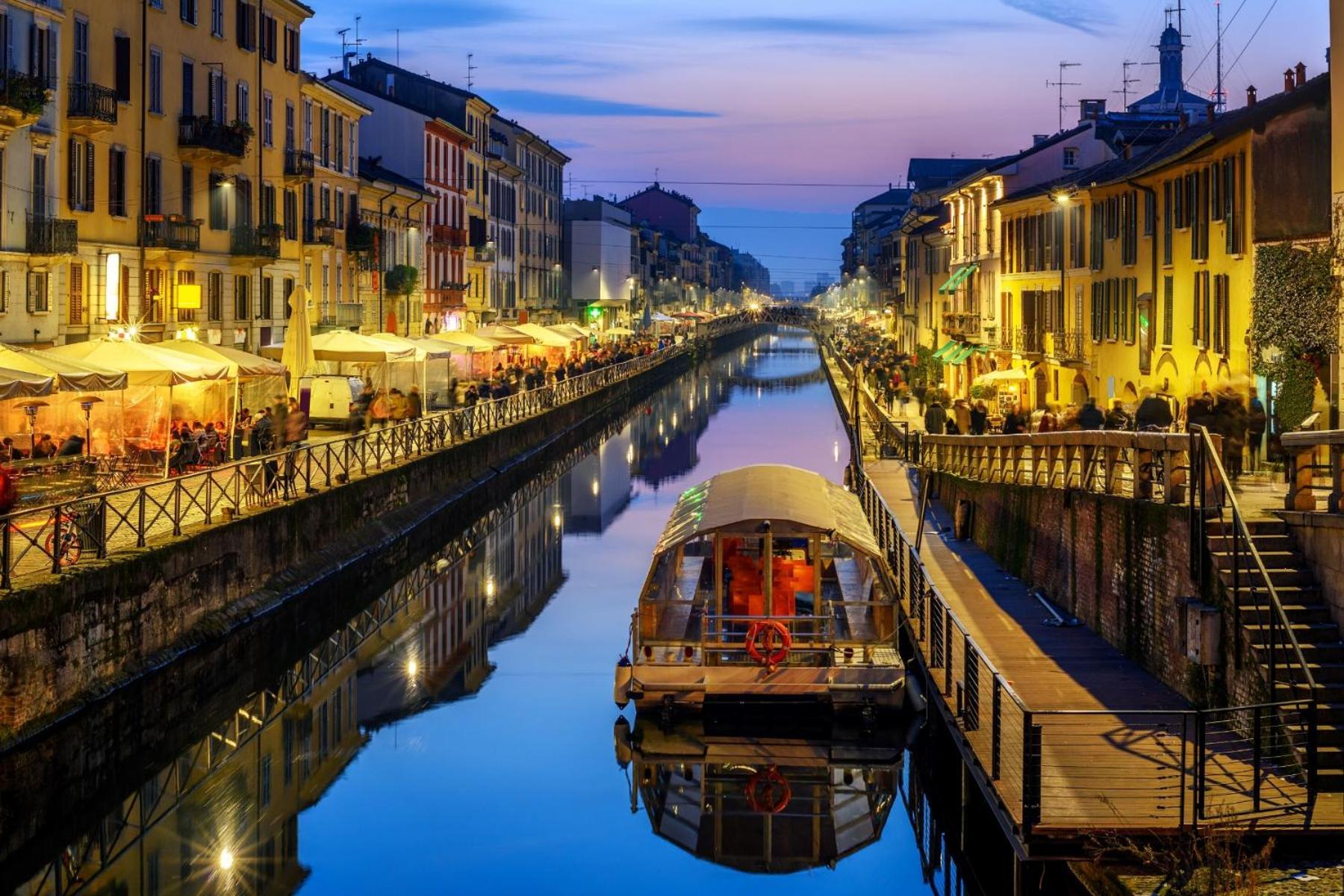 Duomo-navigli Charming And Modern With Fast Wifi Apartment Milan