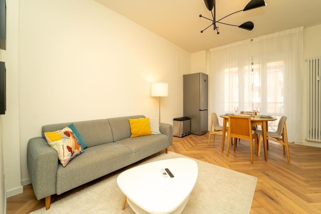 Apartment Esclusivo Con 2 Da Letto *