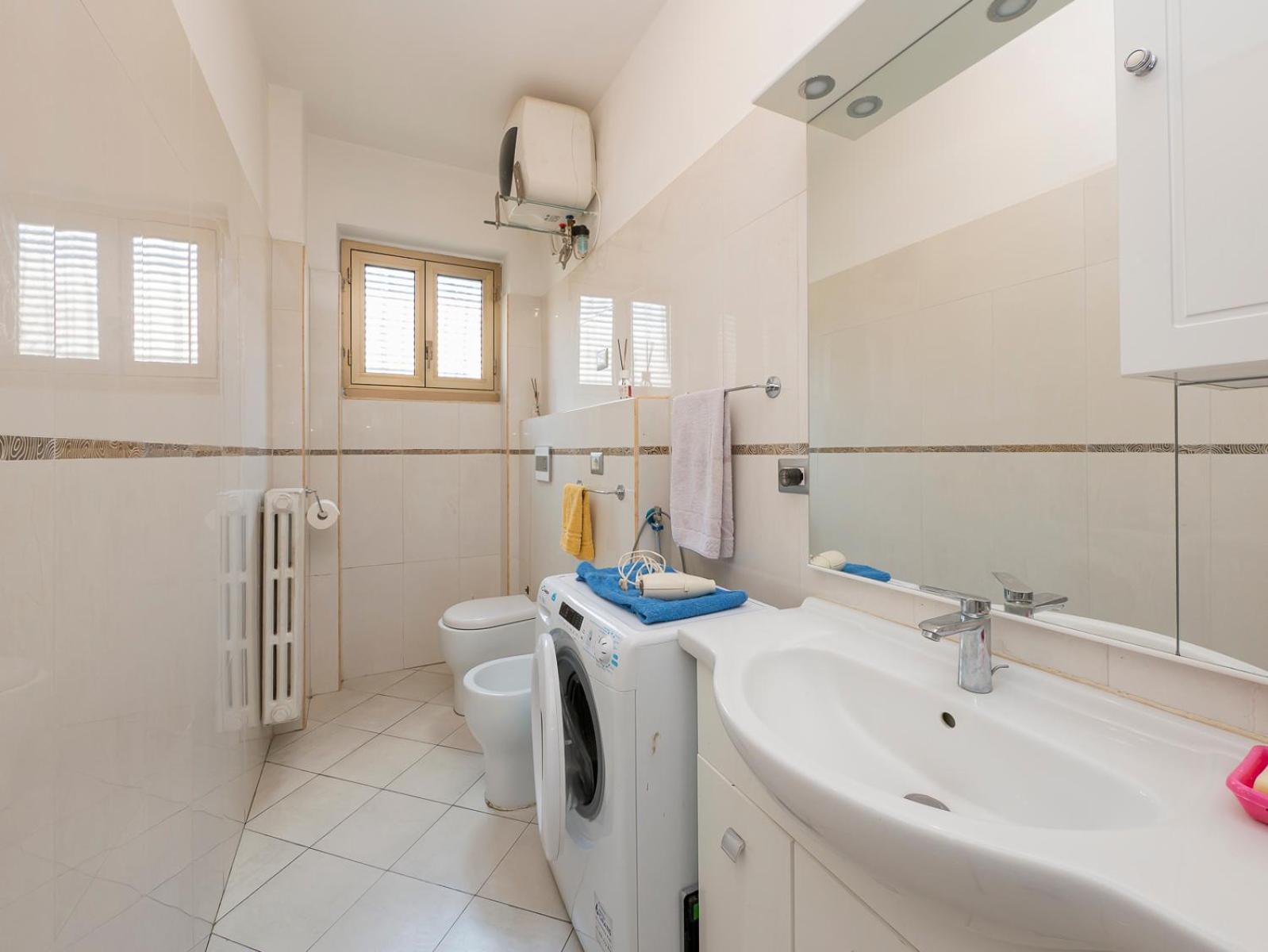 Appartement Ampio E Luminoso Appartamento, Posto Auto Gratuito - Quarenghi *