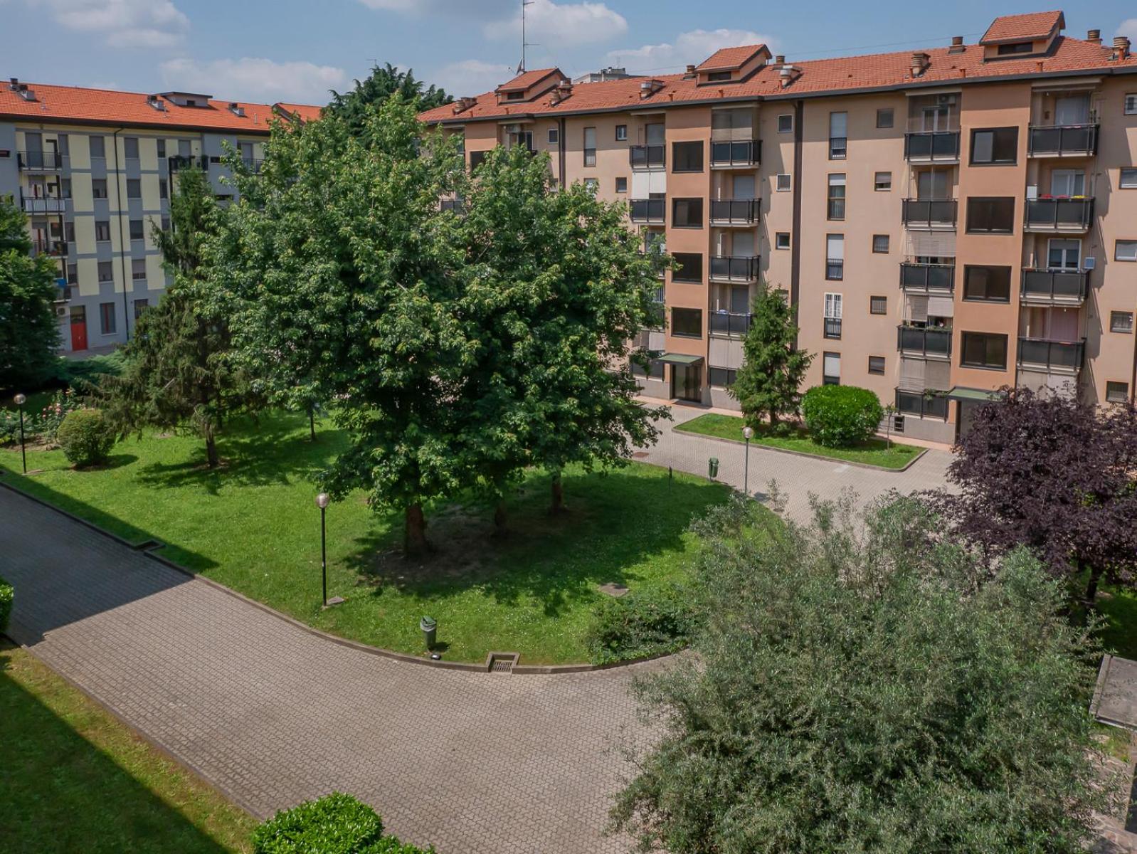 Ampio E Luminoso Appartamento, Posto Auto Gratuito - Quarenghi Appartement Milaan