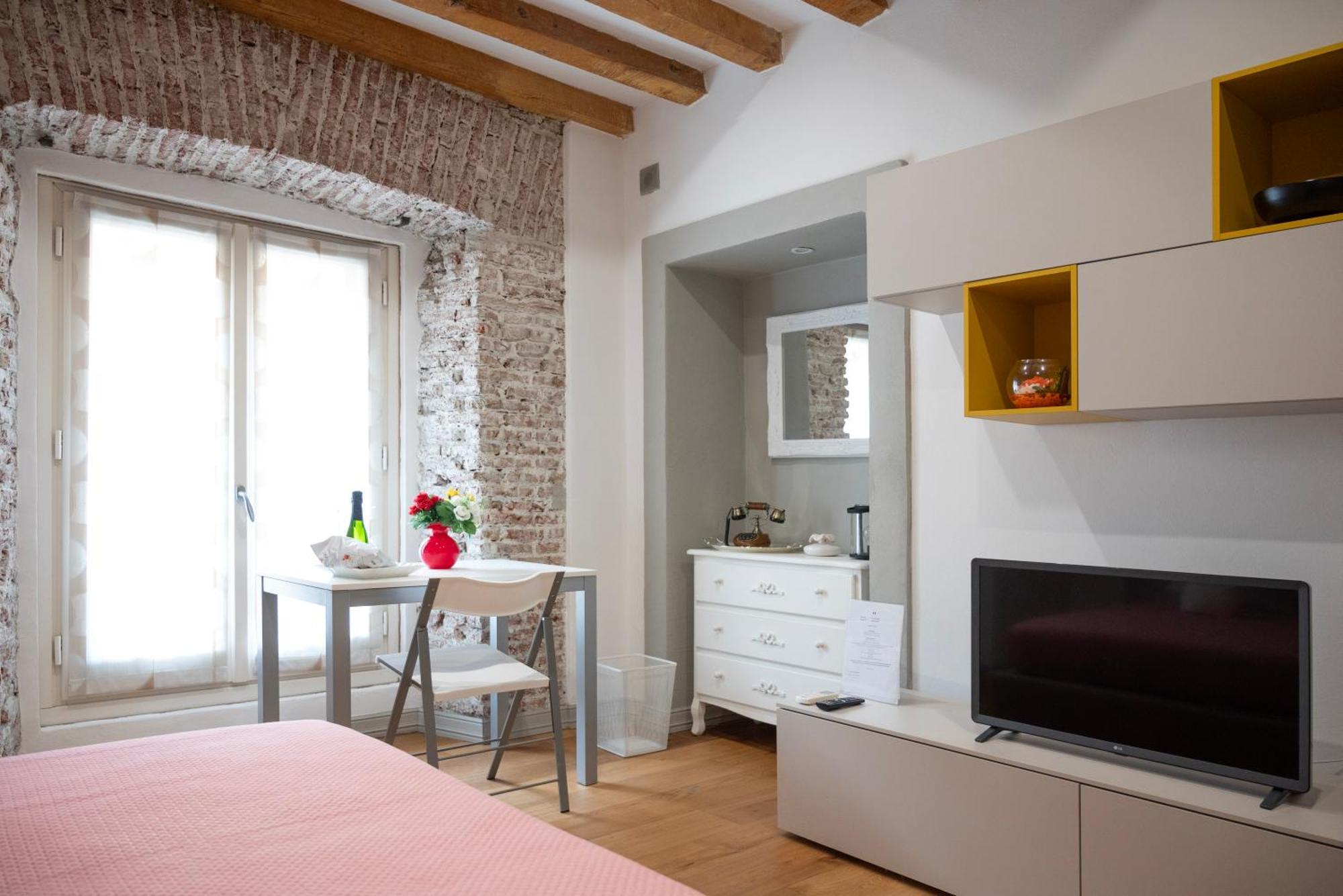 Milano Suite Home *