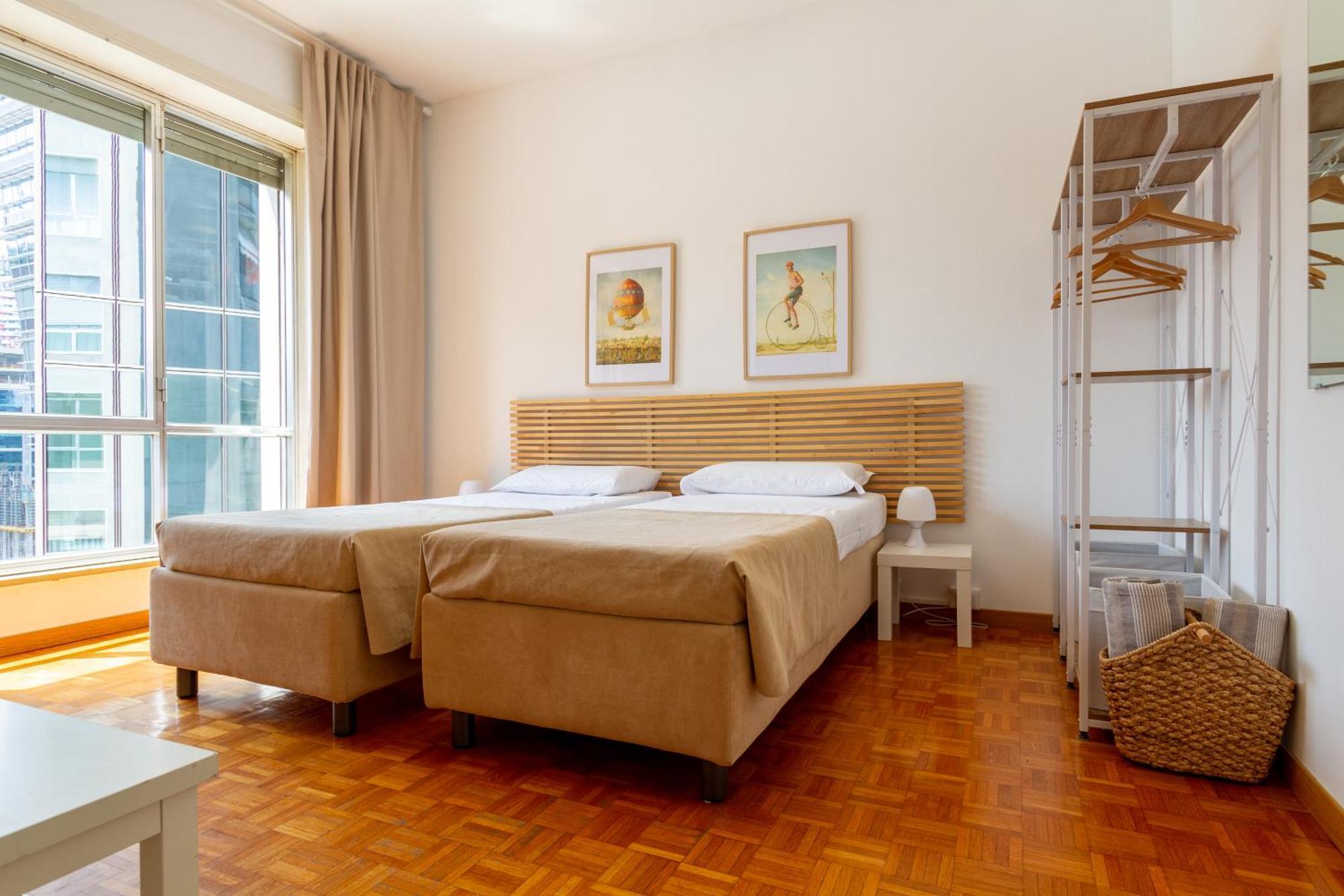 Apartment Palazzo Lombardia - Station - Bighome