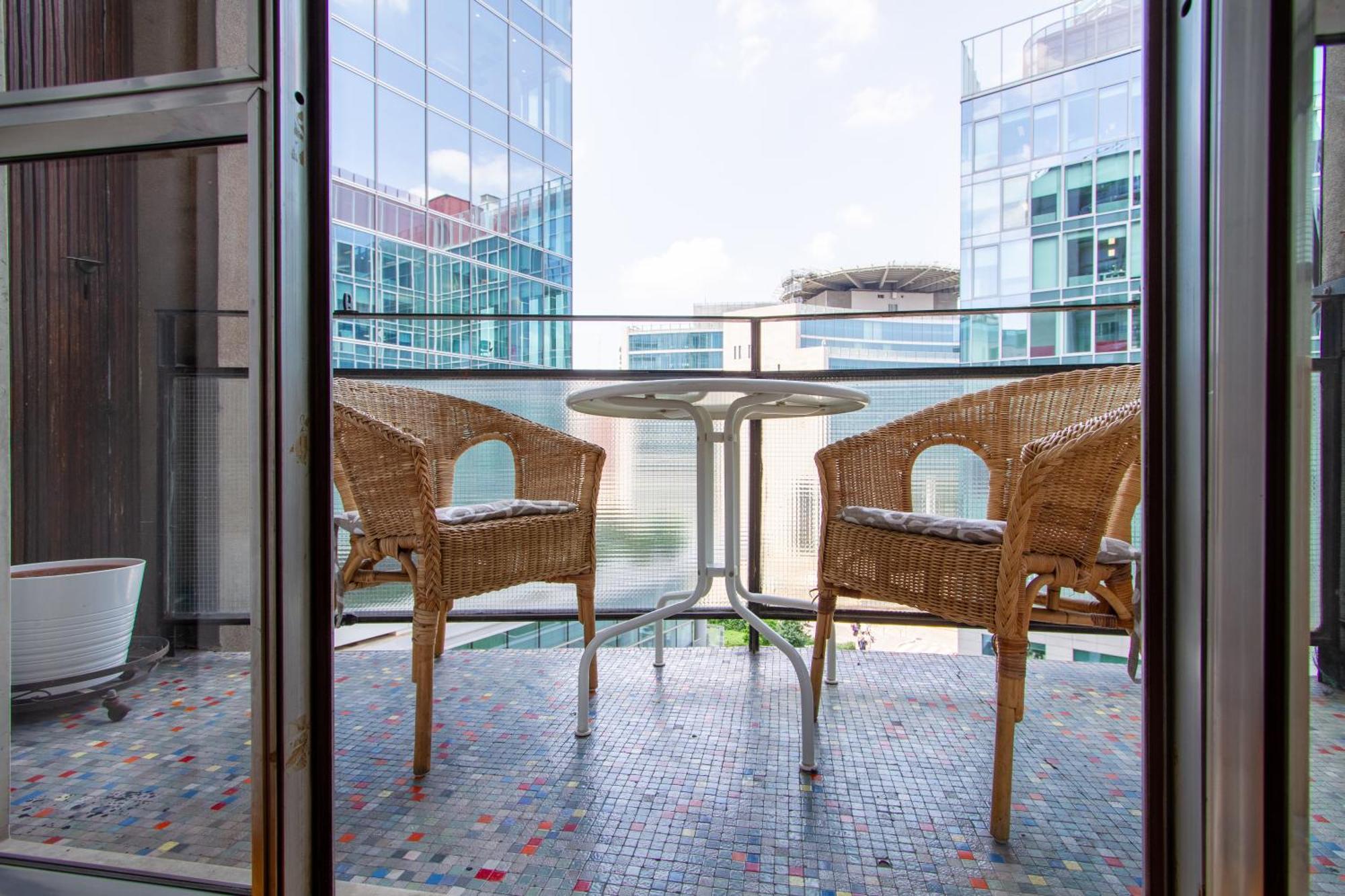 Palazzo Lombardia - Station - Bighome Apartment *