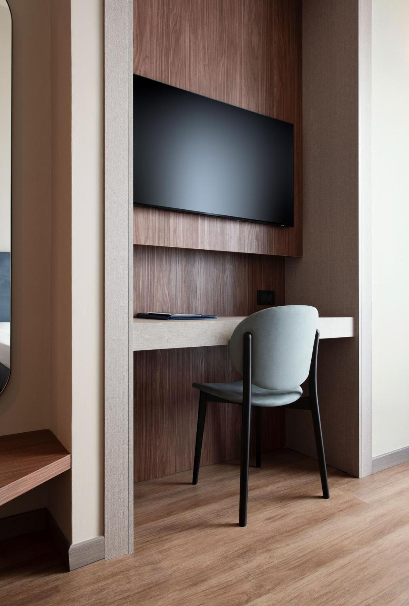 Mokinba Montebianco Hotel Mailand