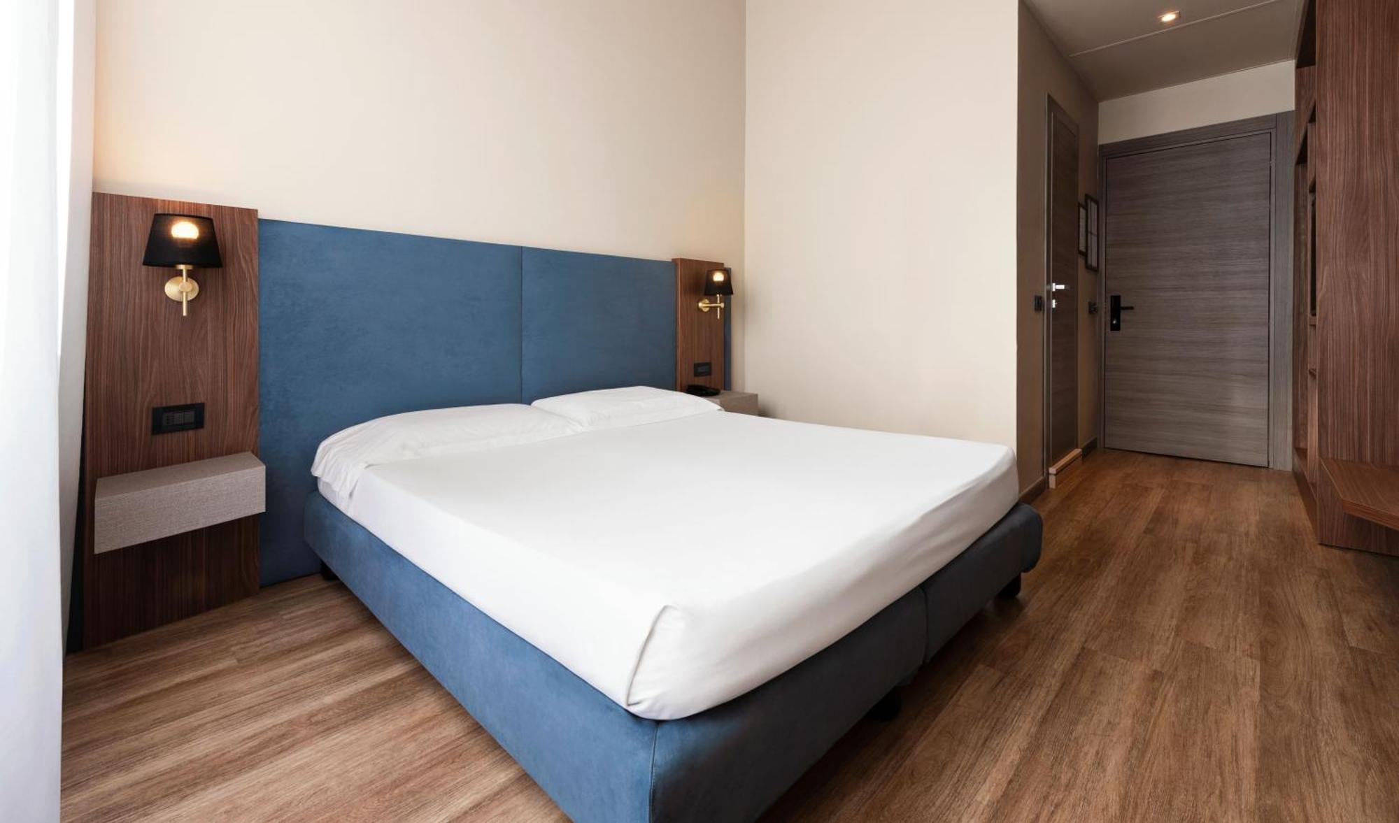 Mokinba Montebianco Hotel Mailand