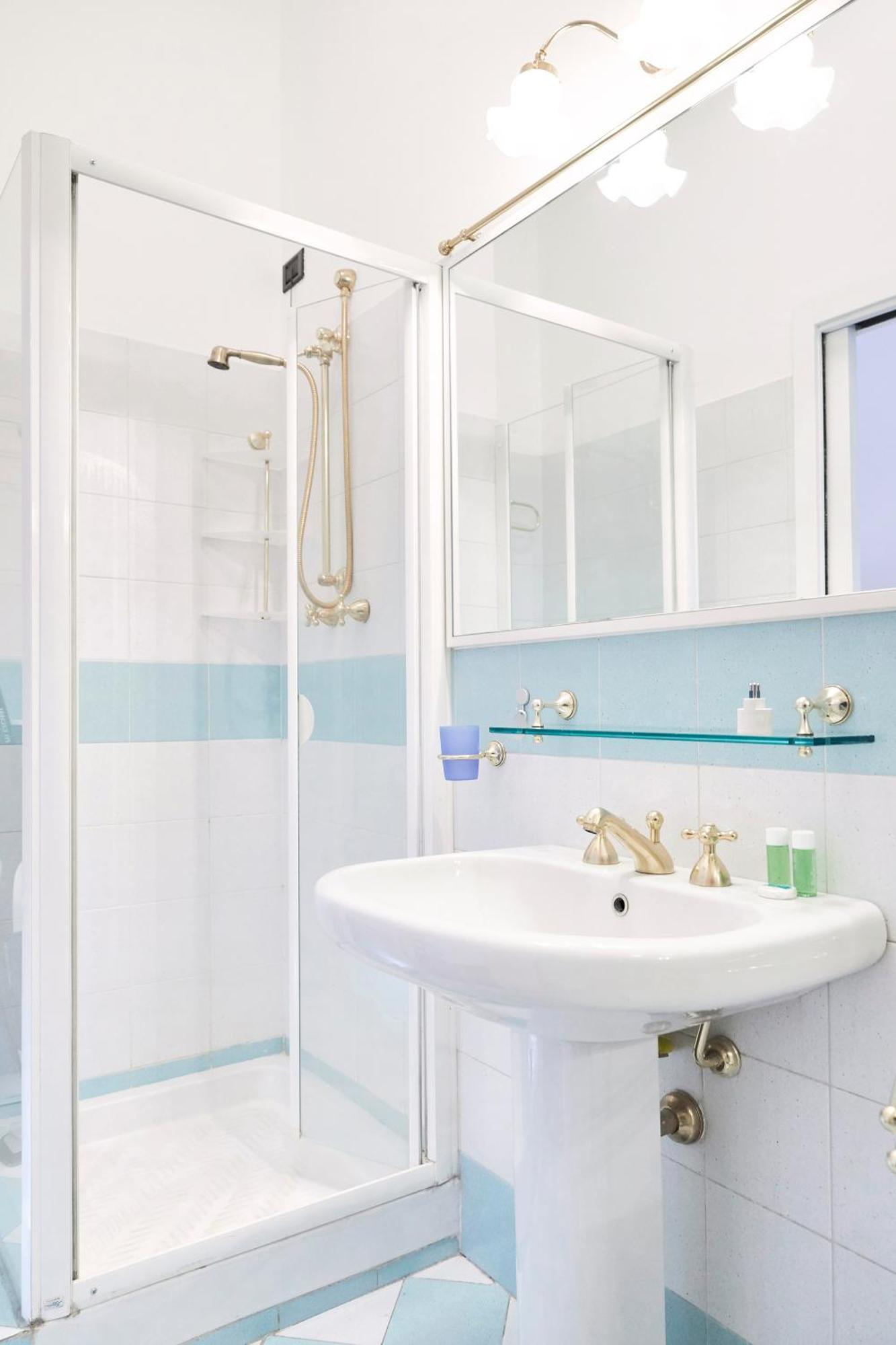 Appartement Prestige Boutique Homes - Duomo 2 Milaan