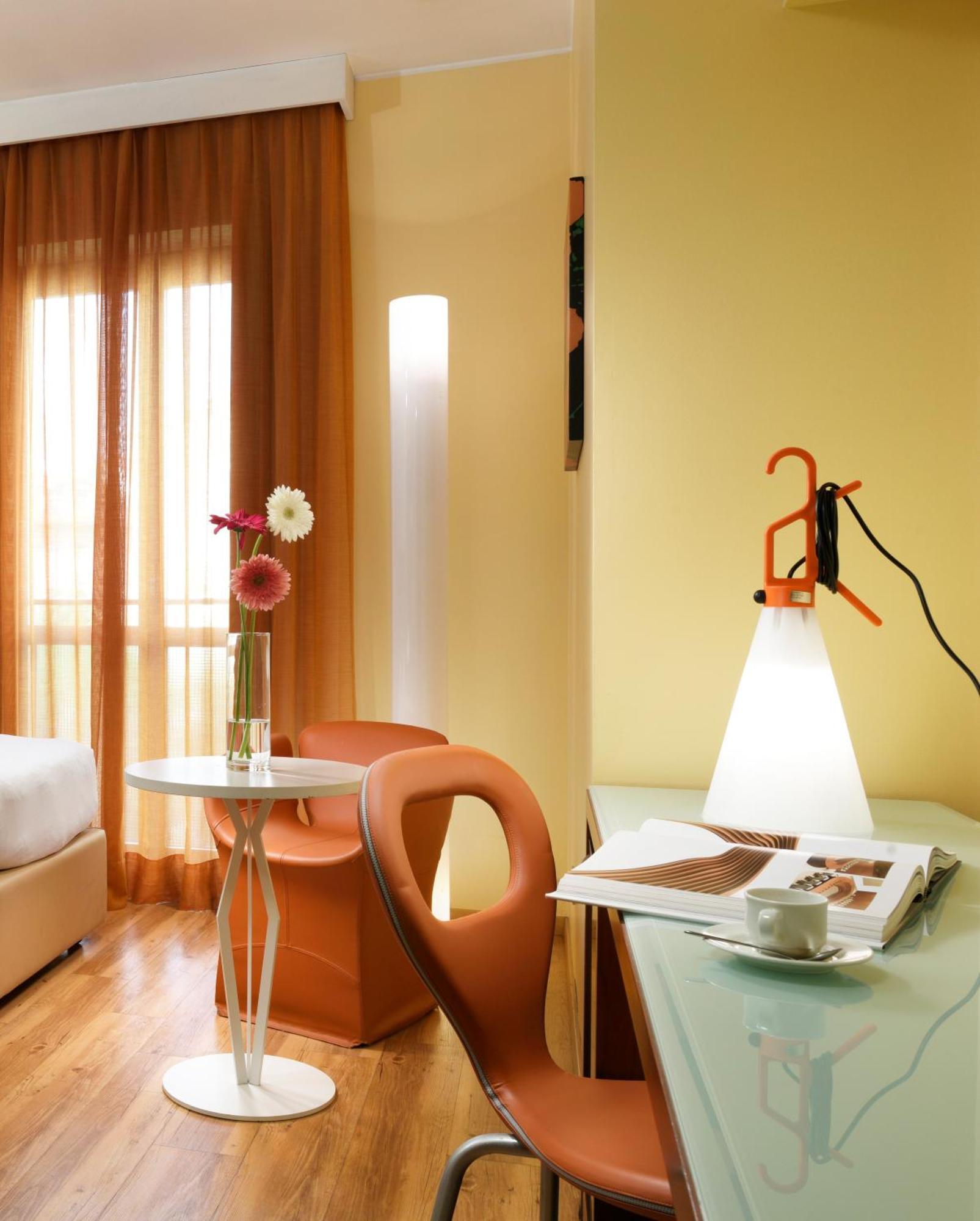 Unahotels Mediterraneo Hotel